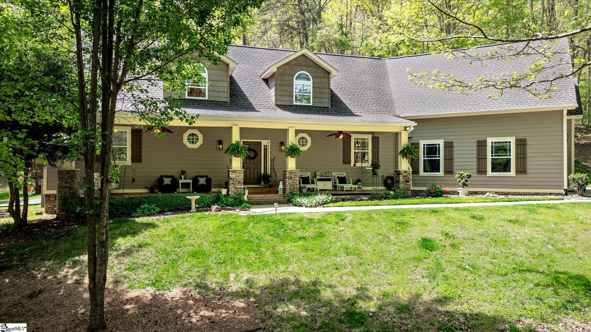 120 Hungate Drive Property Photo 4
