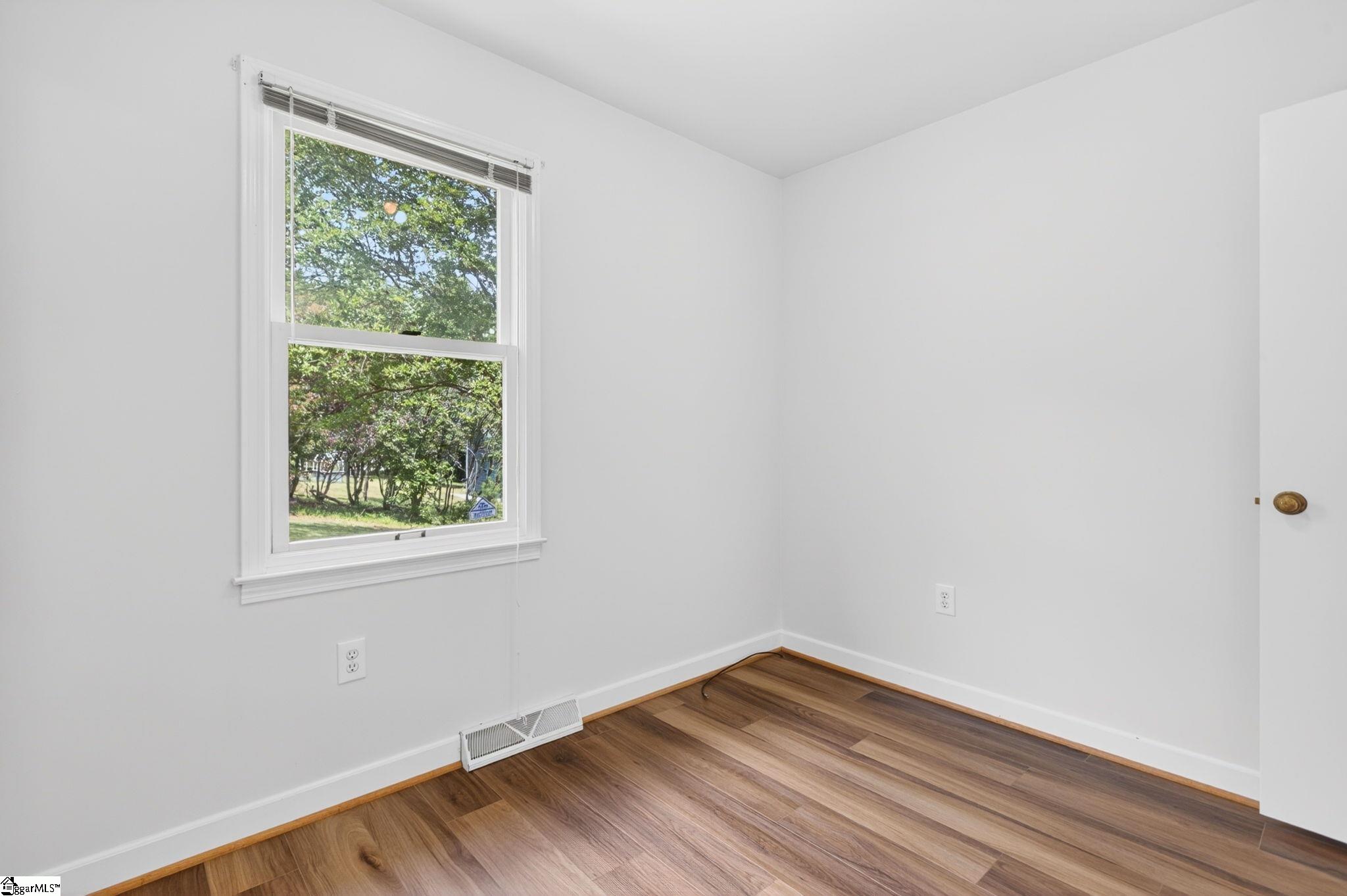 227 White Drive Property Photo 33