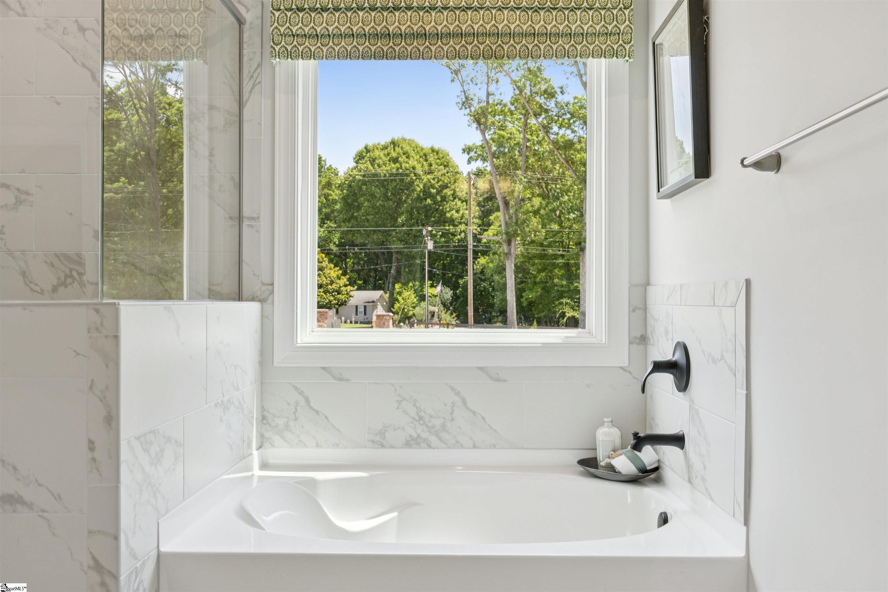 6 Bramall Drive Property Photo 25