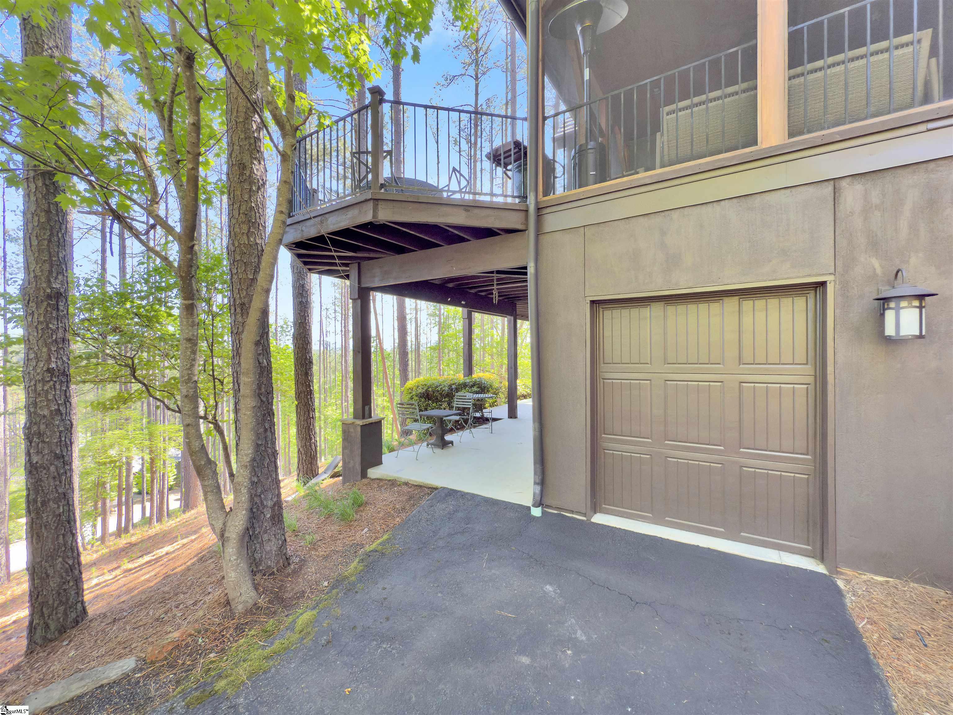 124 Guest House Court Property Photo 31