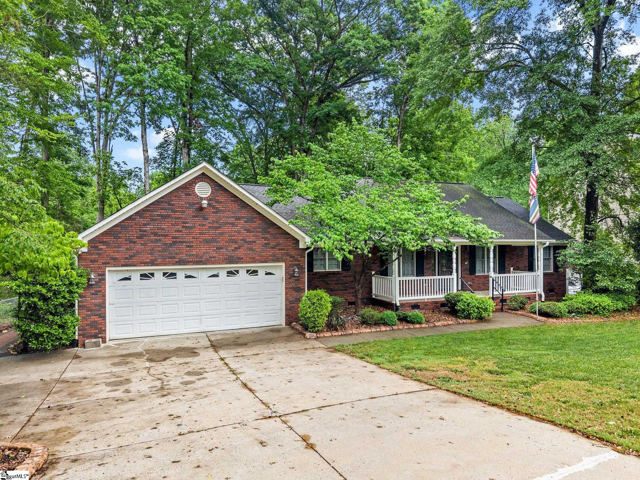 353 Round Ridge Road Property Photo 2