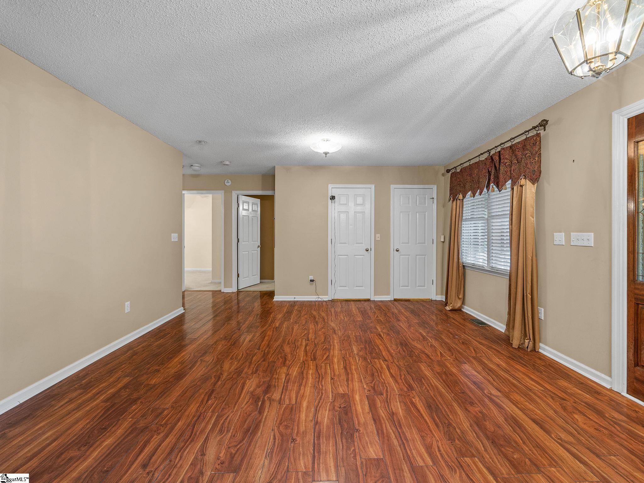 353 Round Ridge Road Property Photo 11