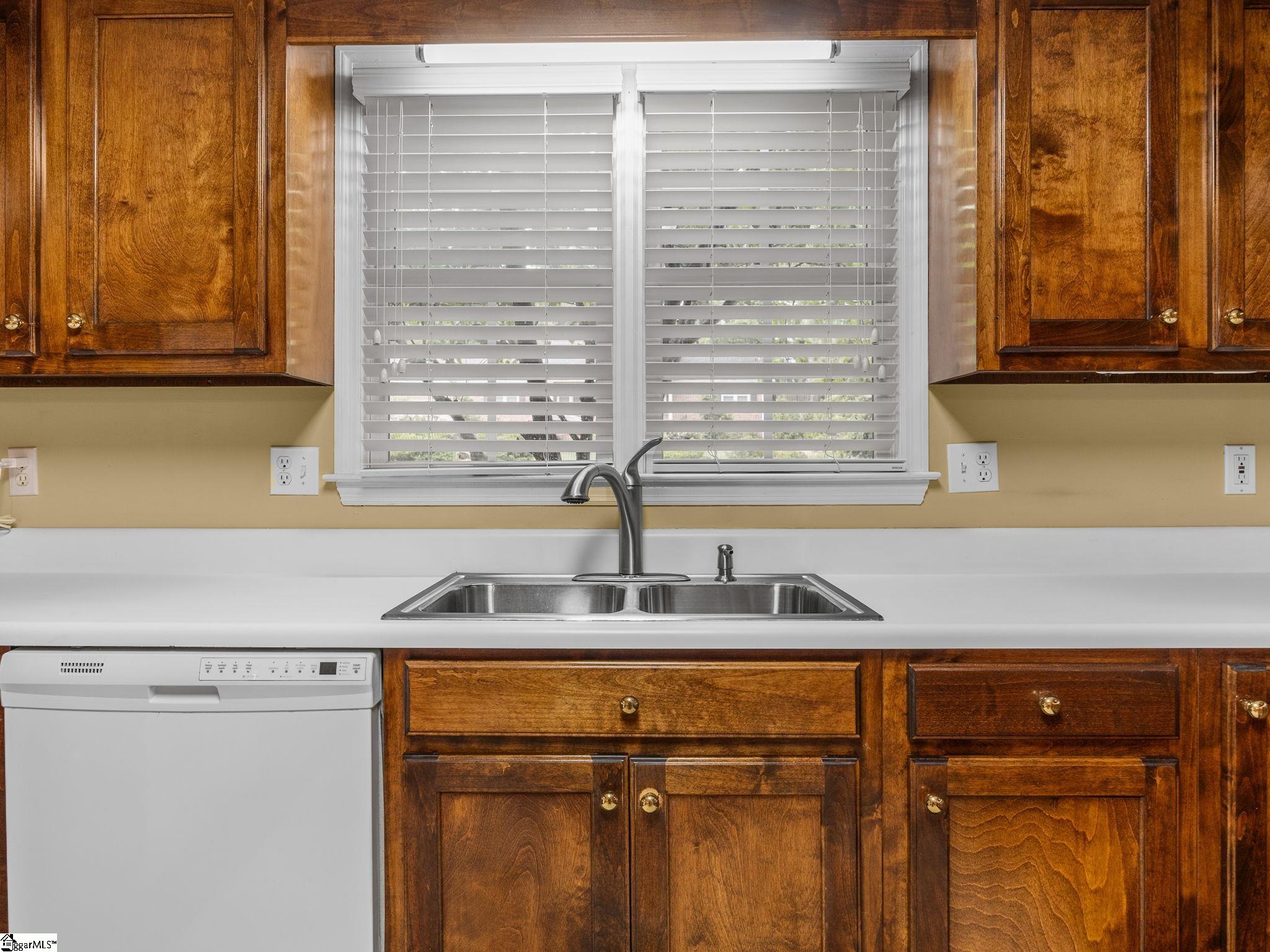 353 Round Ridge Road Property Photo 16