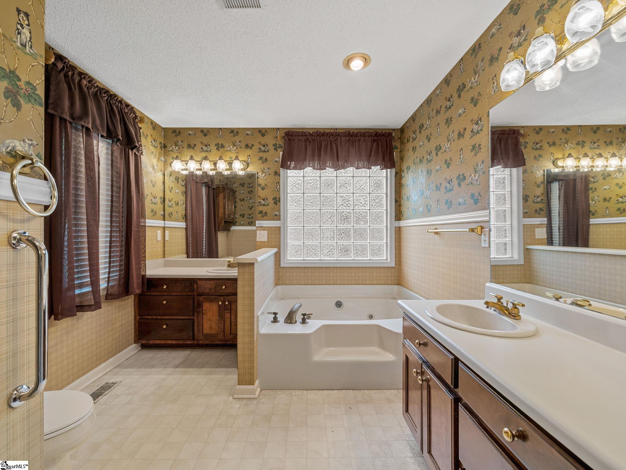 353 Round Ridge Road Property Photo 25