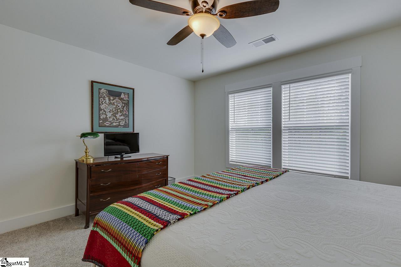 305 Stoneygate Way Property Photo 26