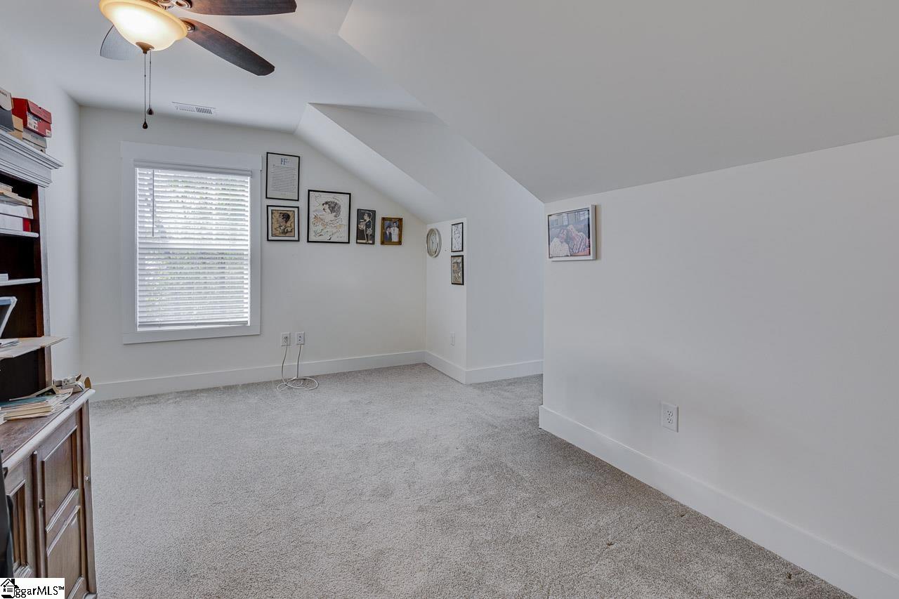 305 Stoneygate Way Property Photo 31