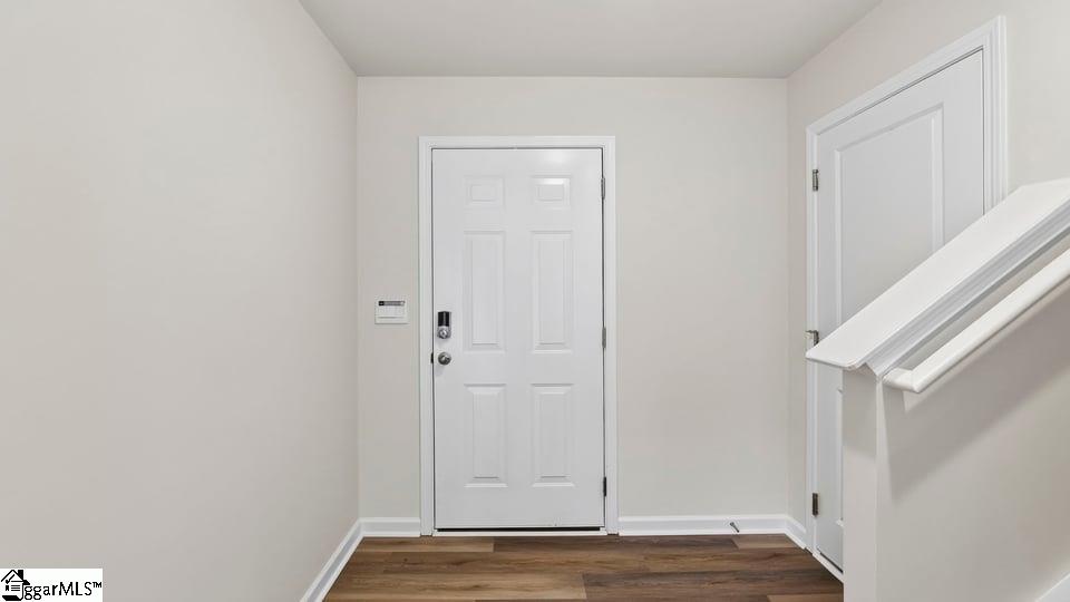 233 Deskin Lane Property Photo 4