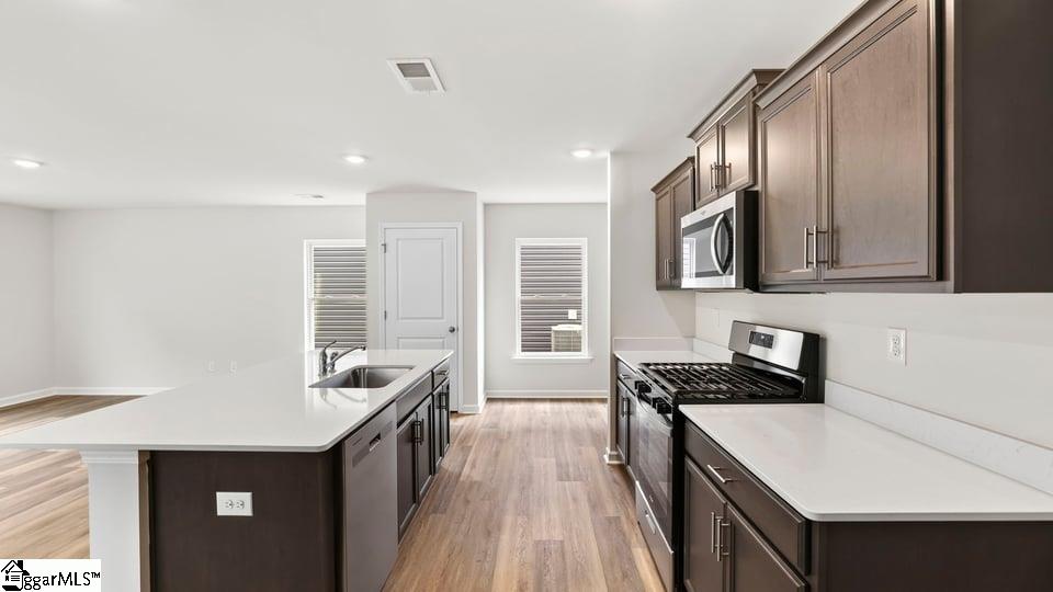 233 Deskin Lane Property Photo 8