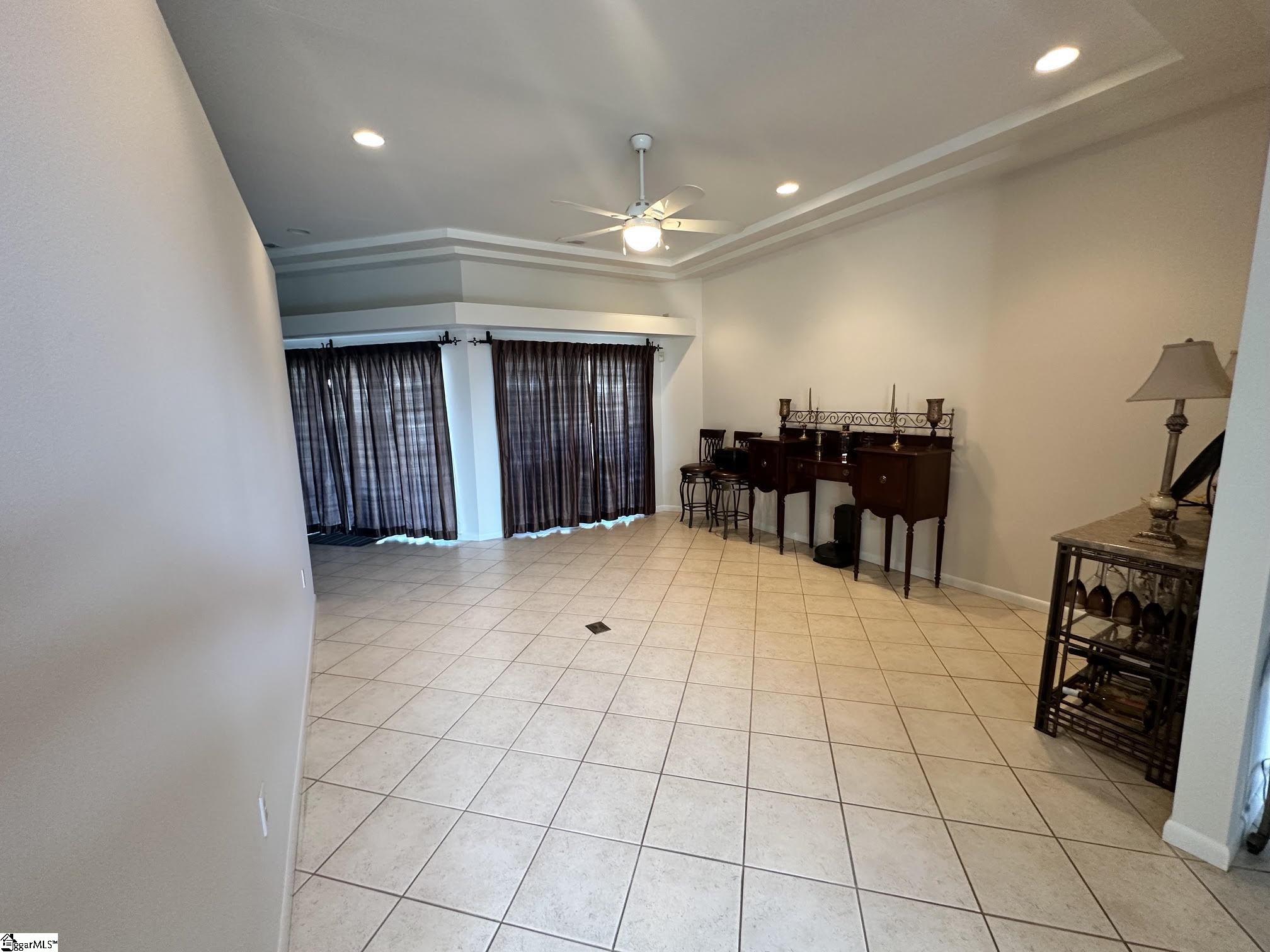 5 Country Squire Court Property Photo 11