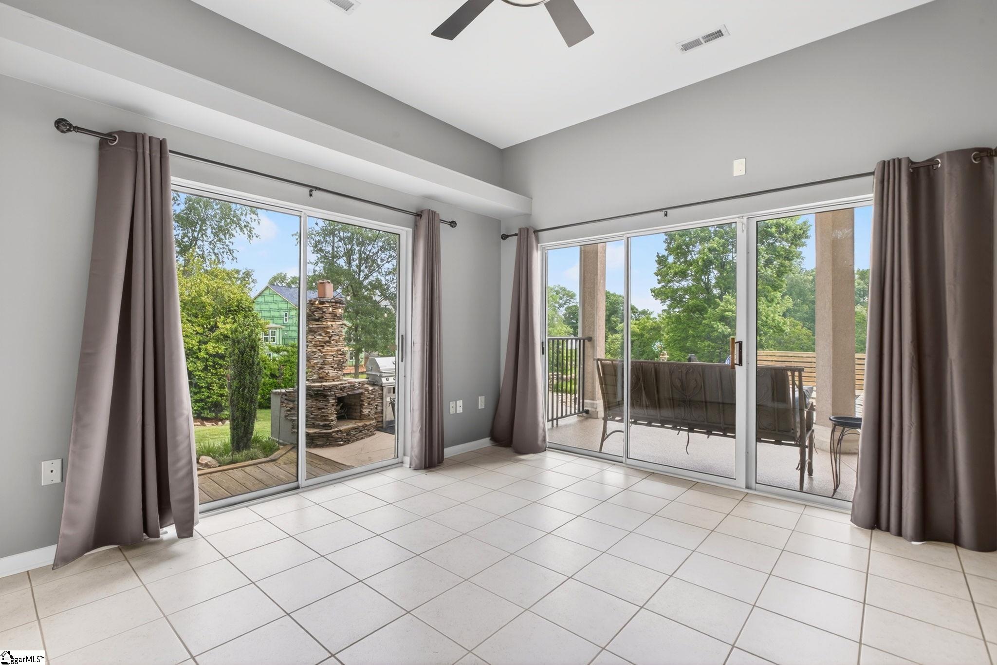5 Country Squire Court Property Photo 21