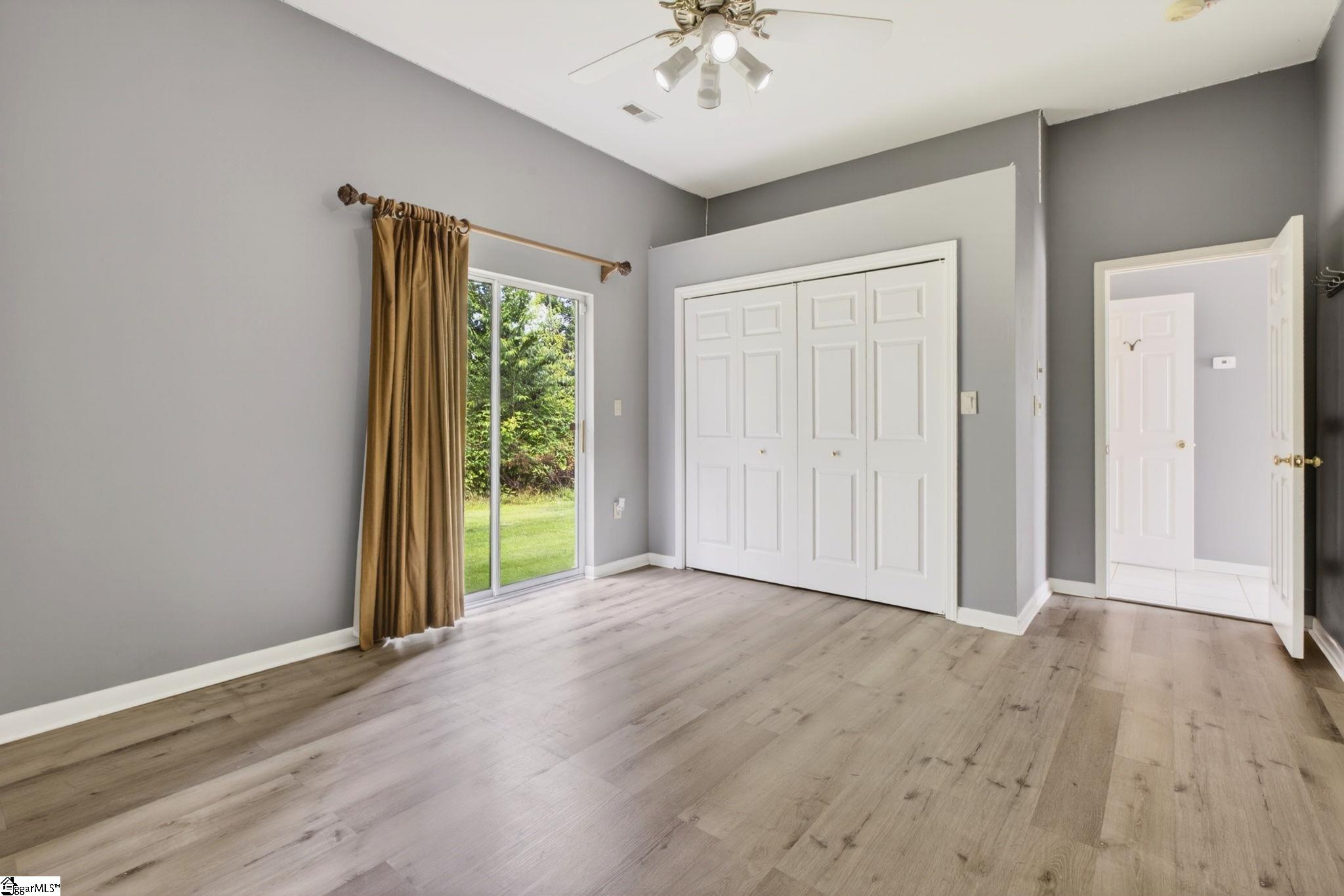 5 Country Squire Court Property Photo 24