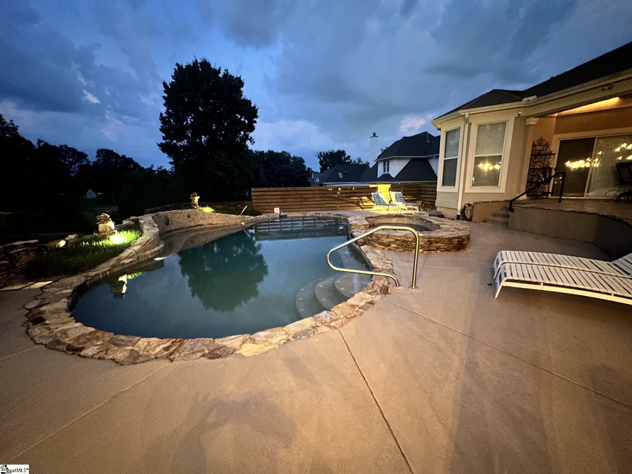 5 Country Squire Court Property Photo 38