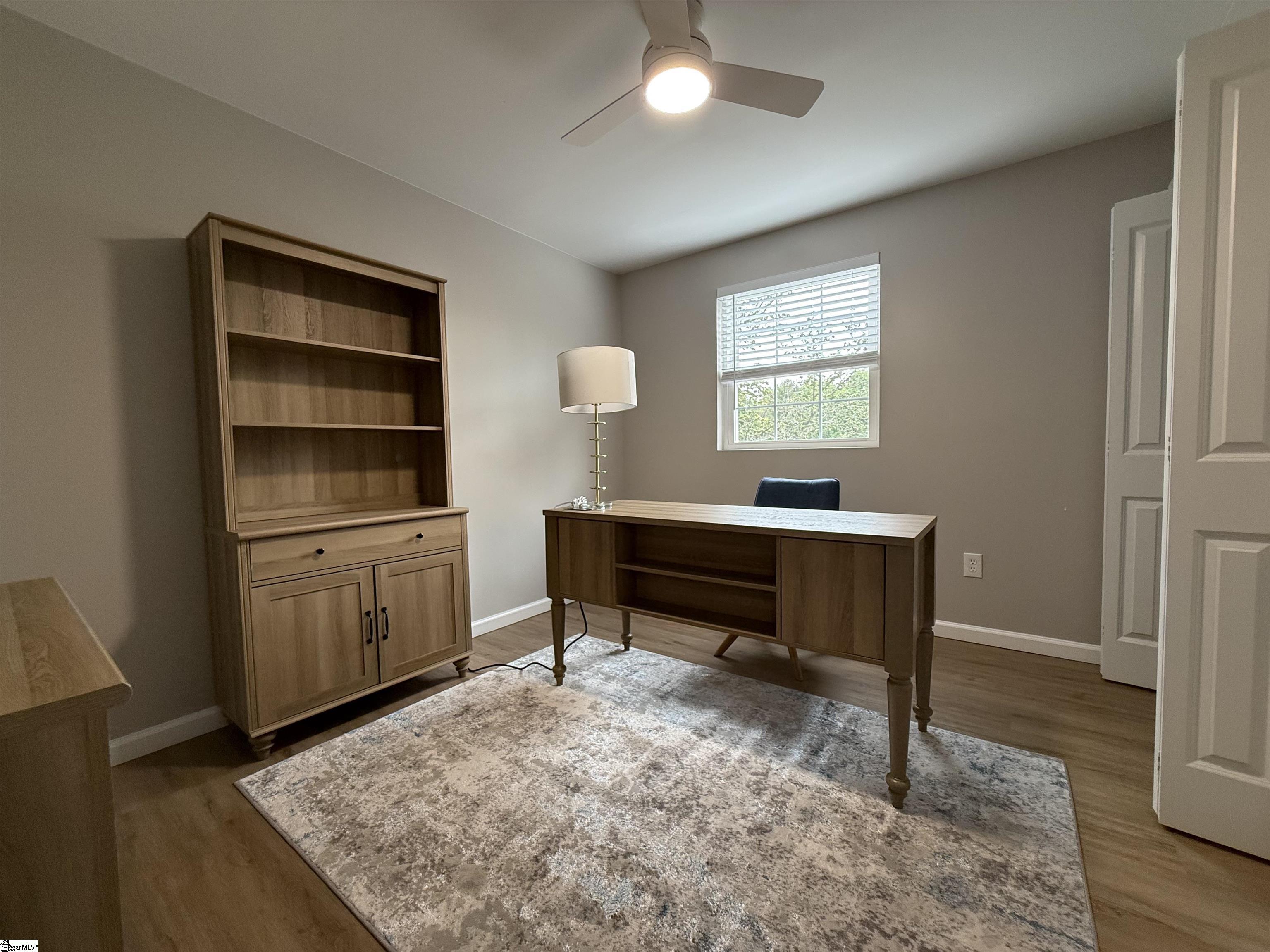 2530 E North Street Property Photo 11