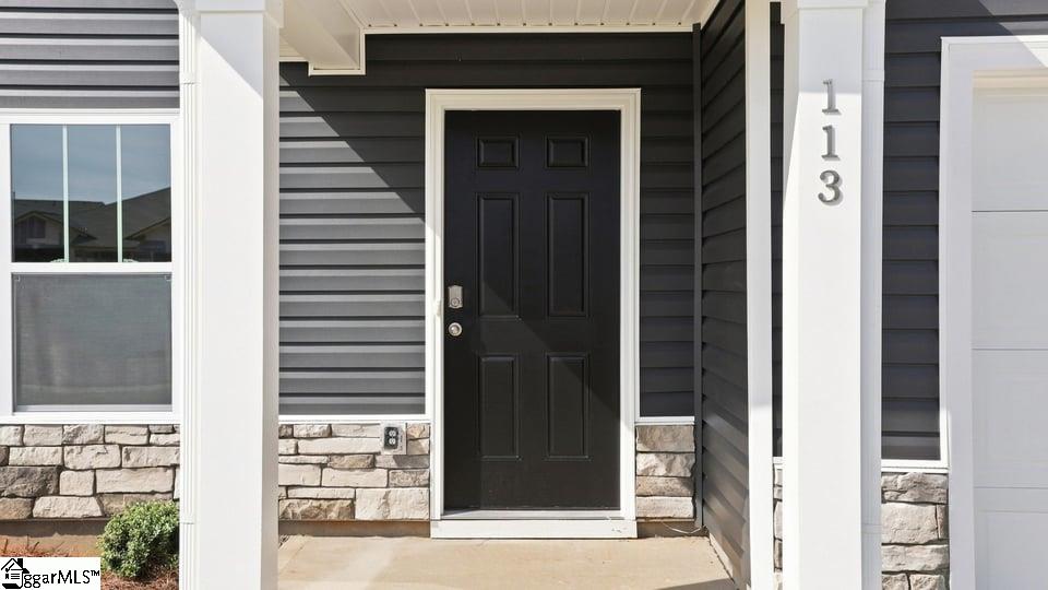 113 Cades Cove Drive Property Photo 4