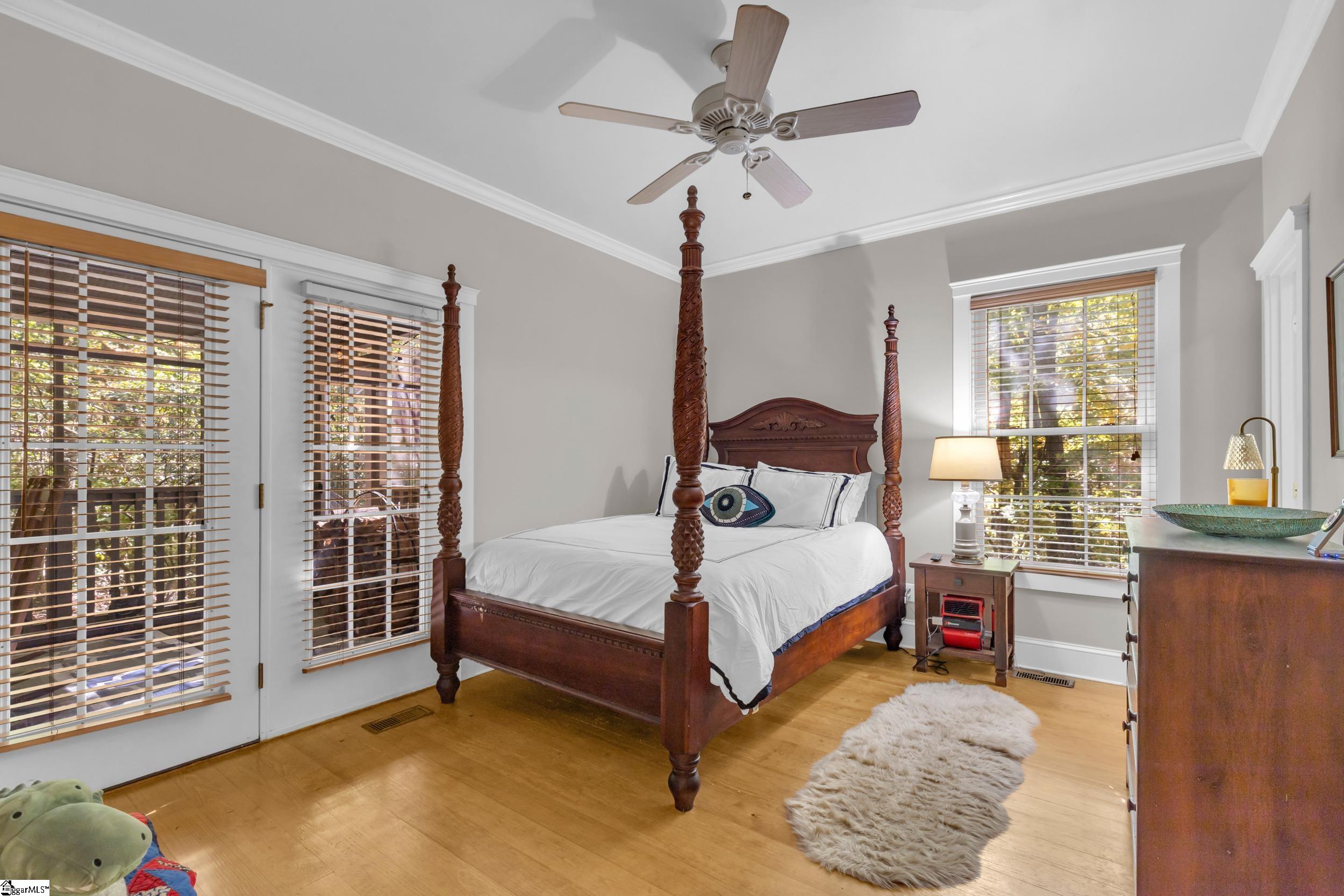 512 Cliff Ridge Drive Property Photo 11