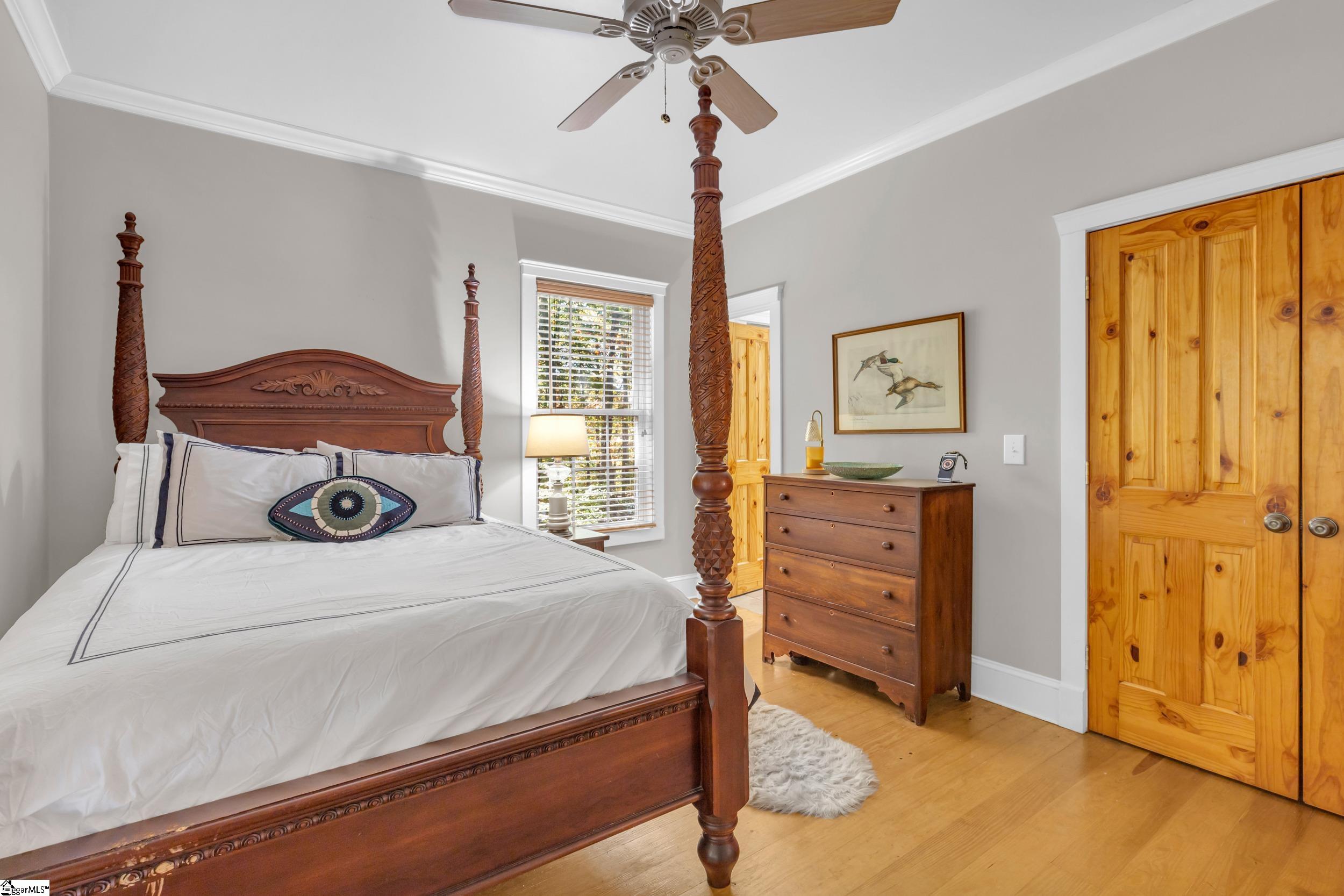 512 Cliff Ridge Drive Property Photo 12