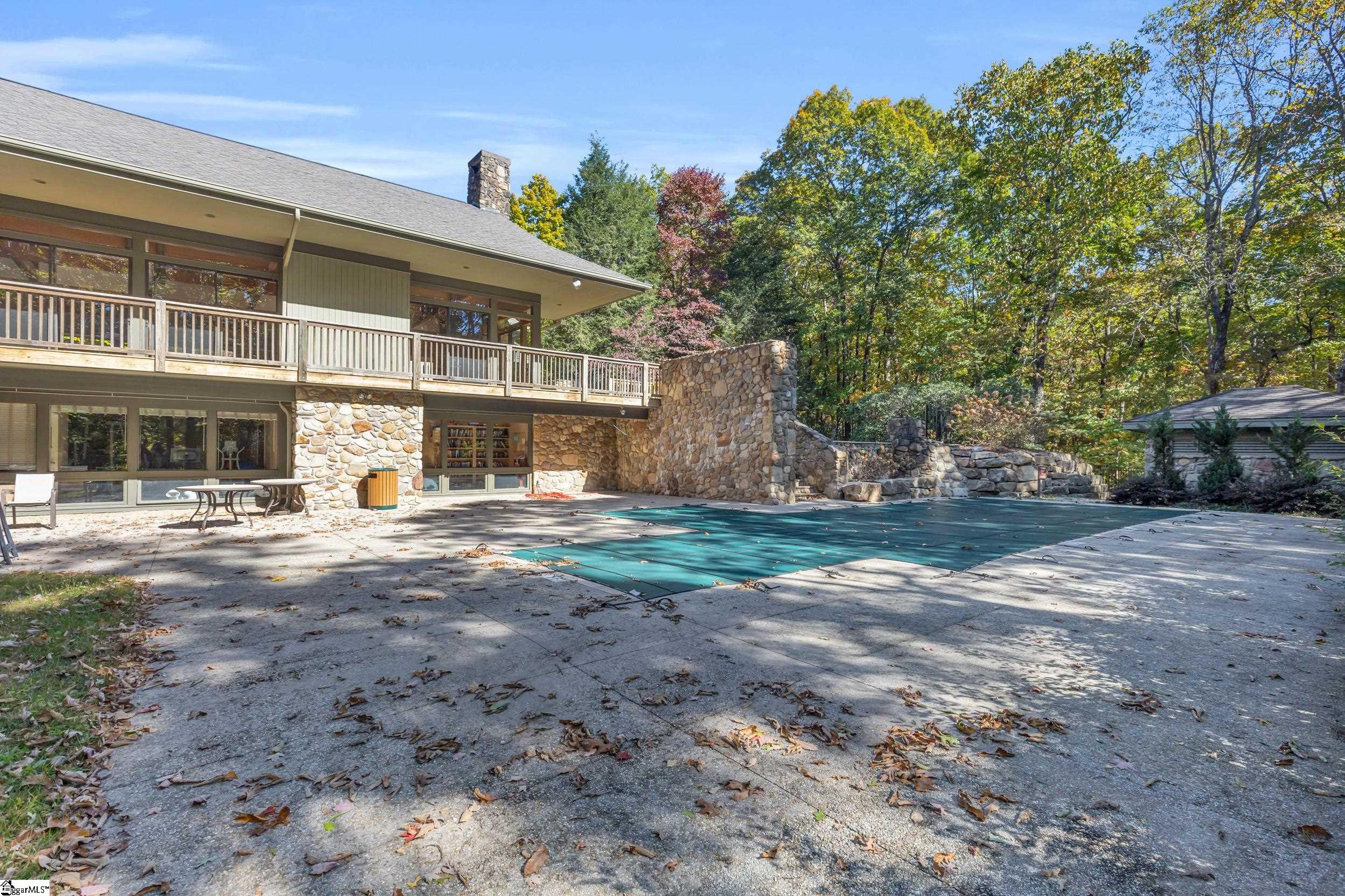 512 Cliff Ridge Drive Property Photo 25