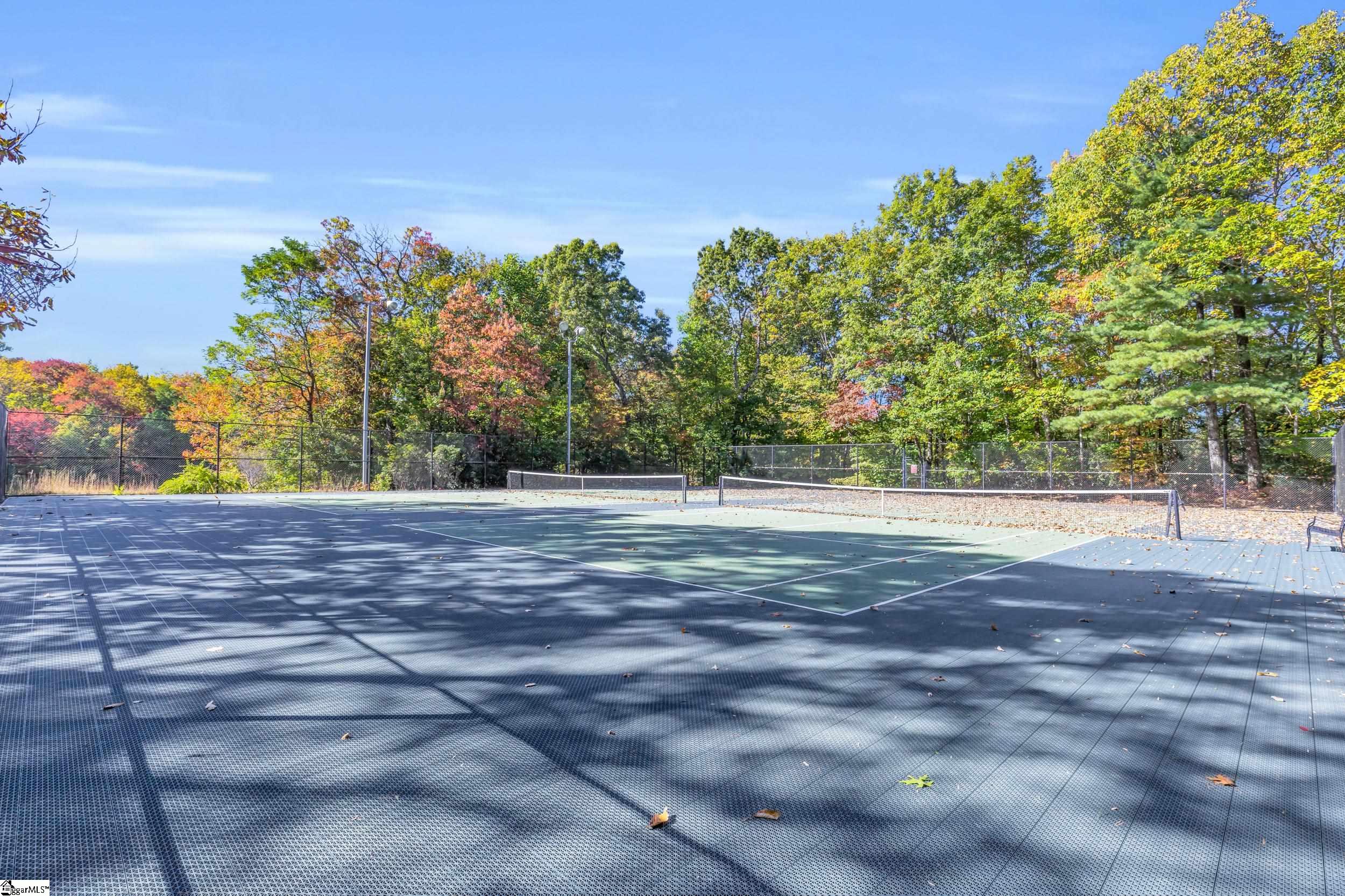 512 Cliff Ridge Drive Property Photo 27