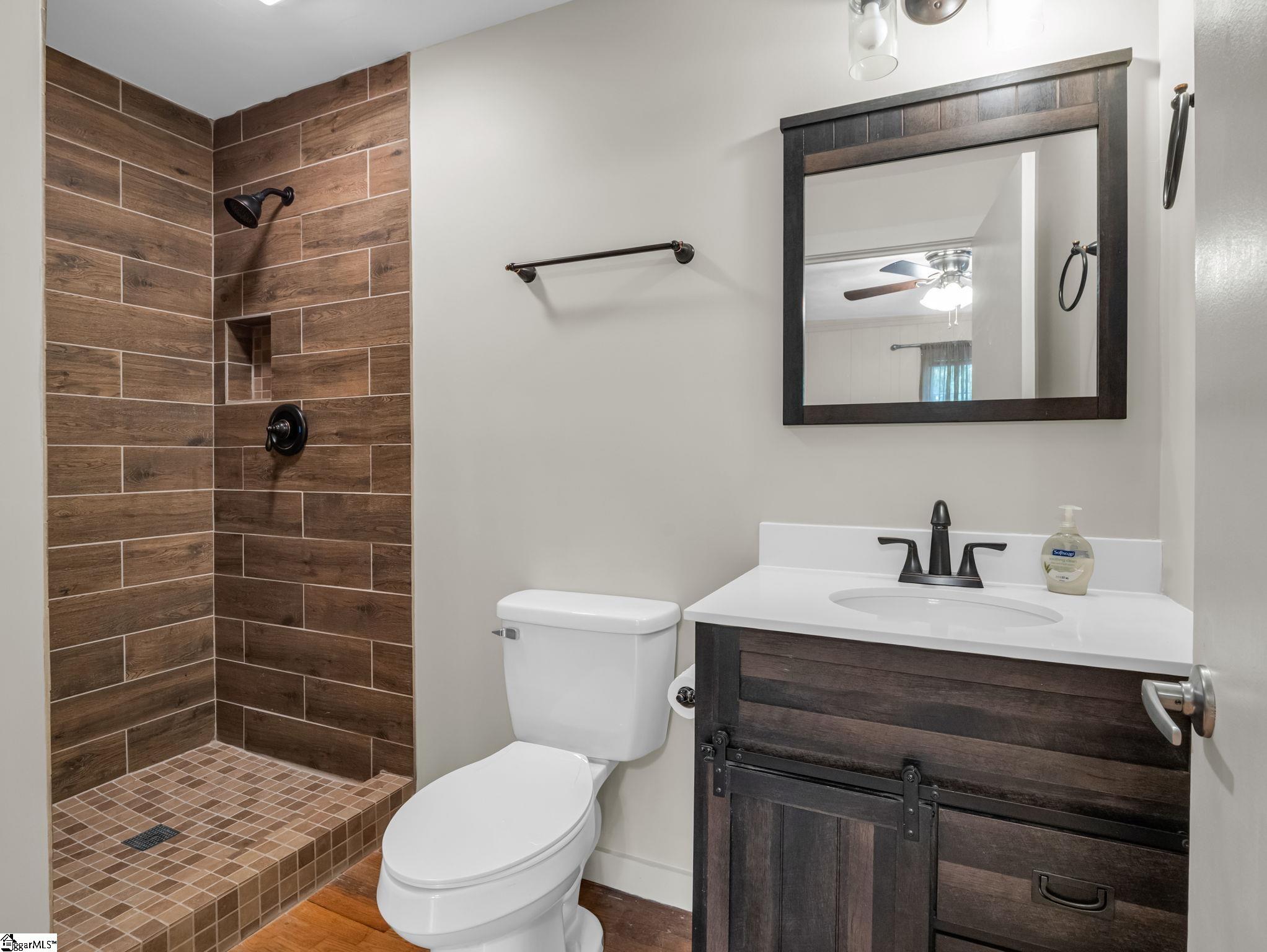 7 Heartstone Lane Property Photo 38