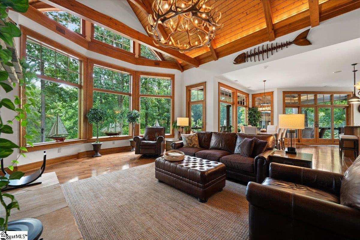 1590224 Property Photo 7