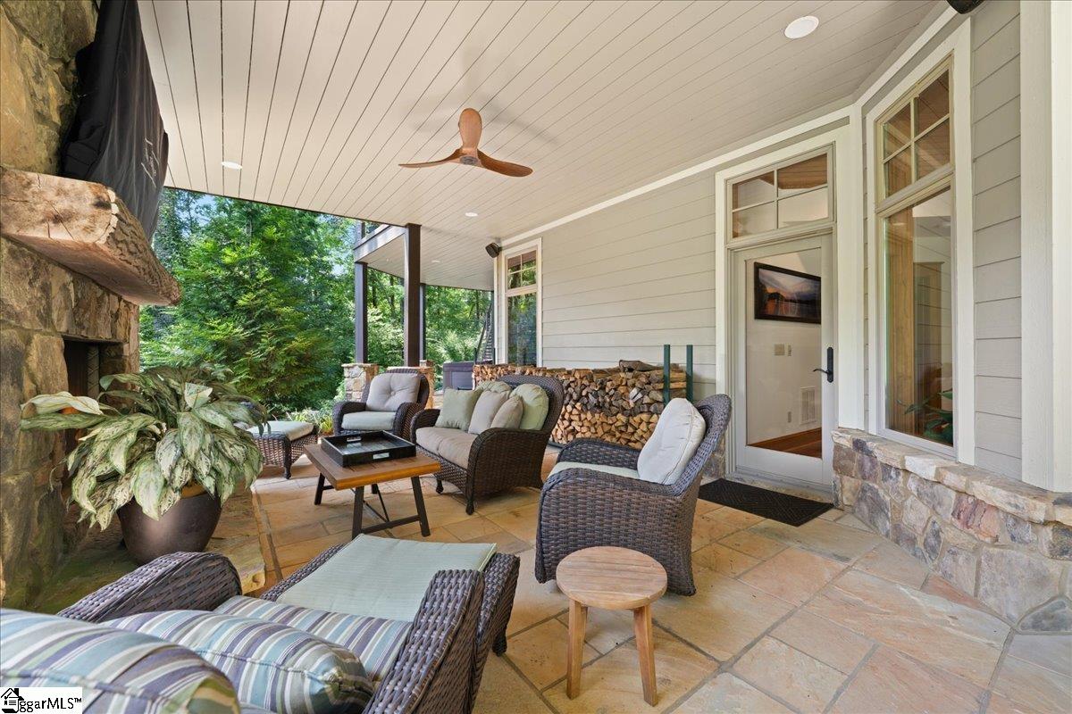 1590224 Property Photo 36
