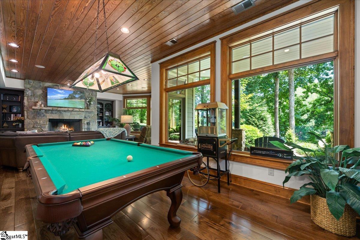 1590224 Property Photo 37