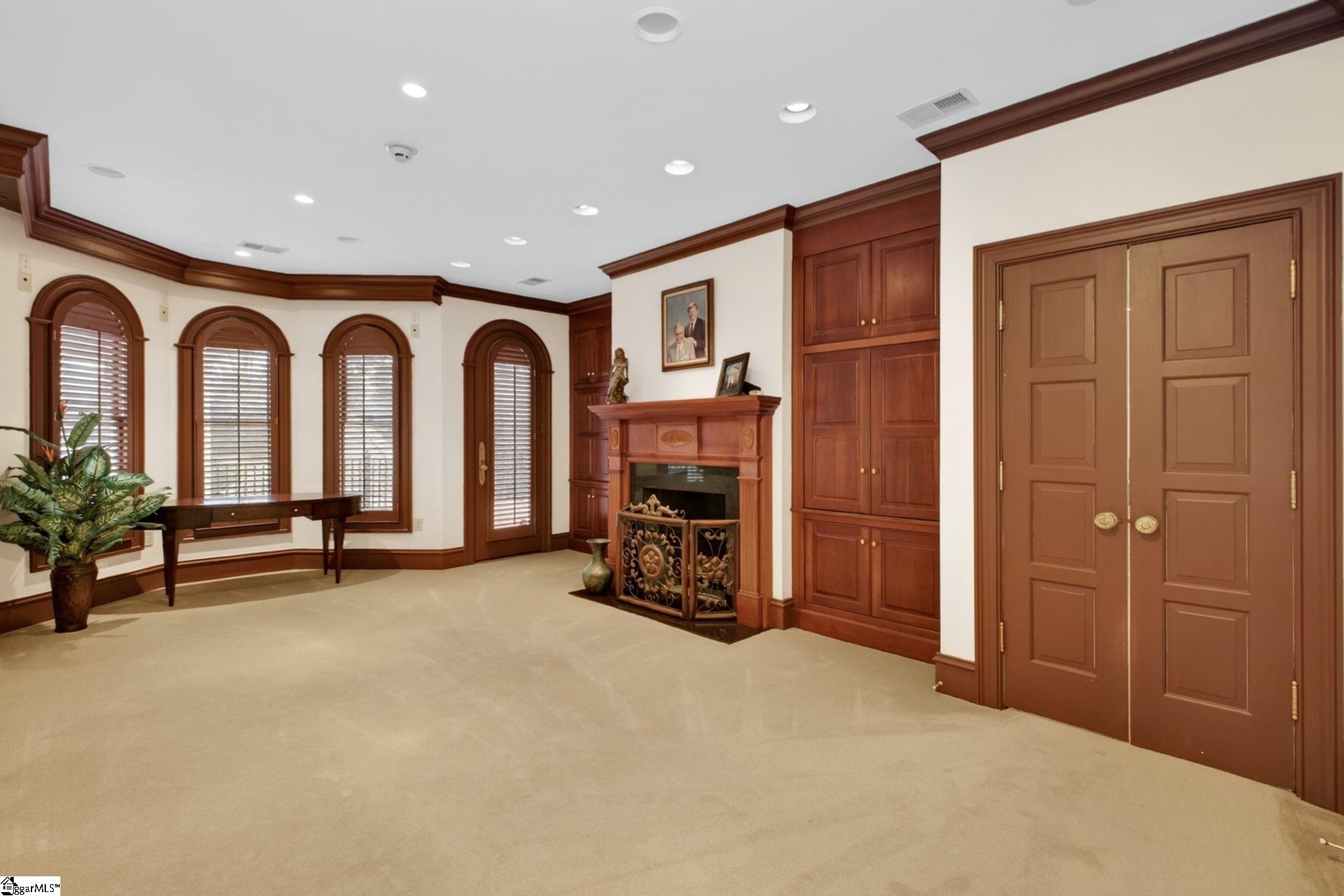 101 Tuscany Way Property Photo 22