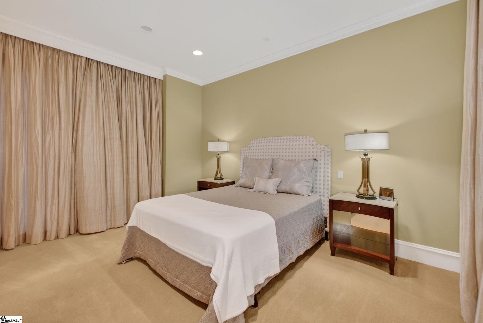 101 Tuscany Way Property Photo 23
