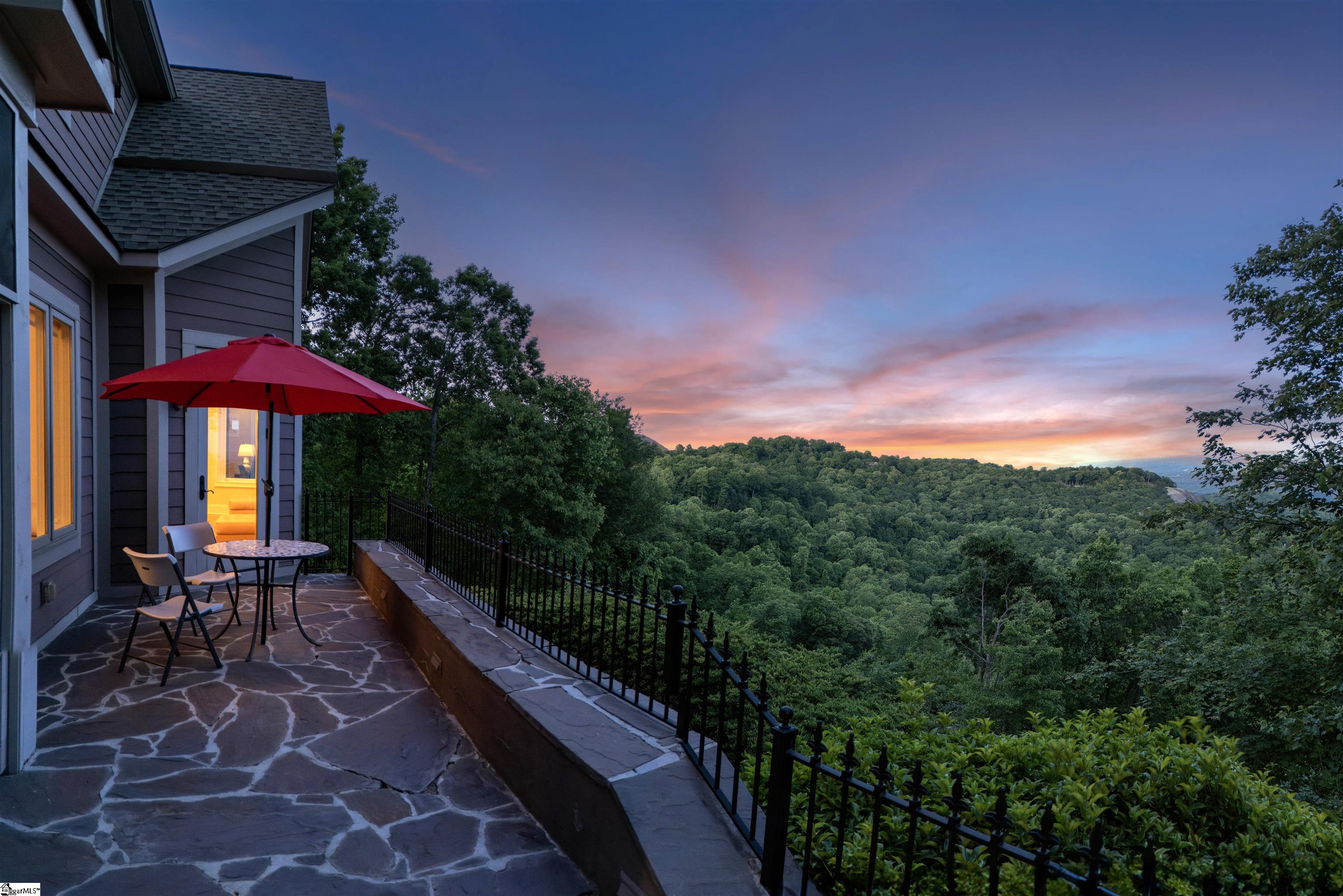 39 The Cliffs Parkway Property Photo 23