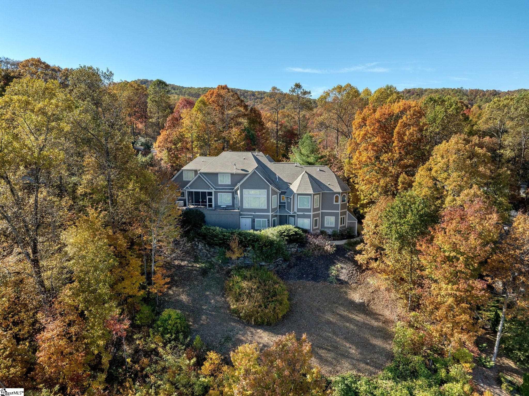 39 The Cliffs Parkway Property Photo 44