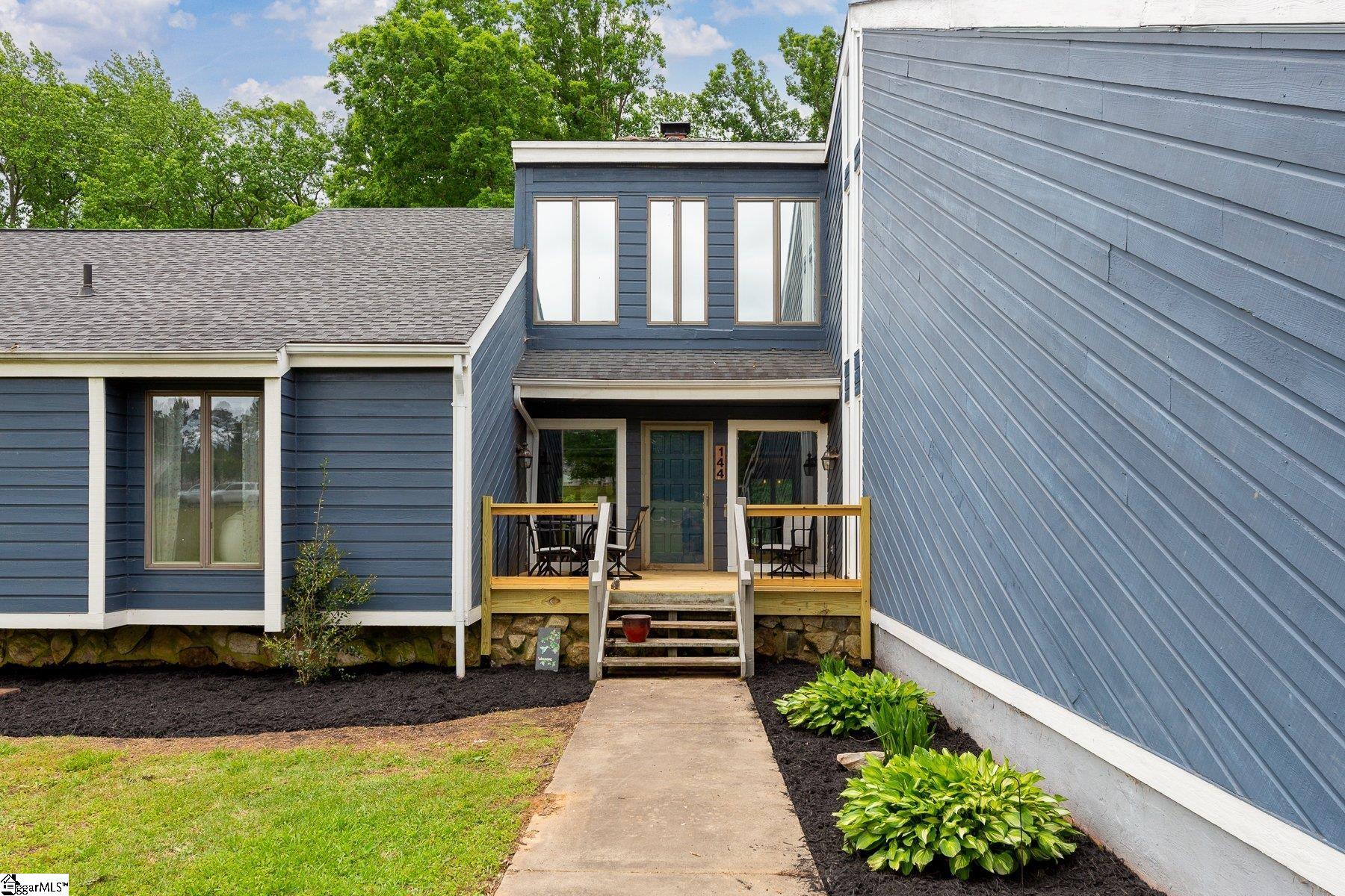 144 Spring Road Property Photo 4