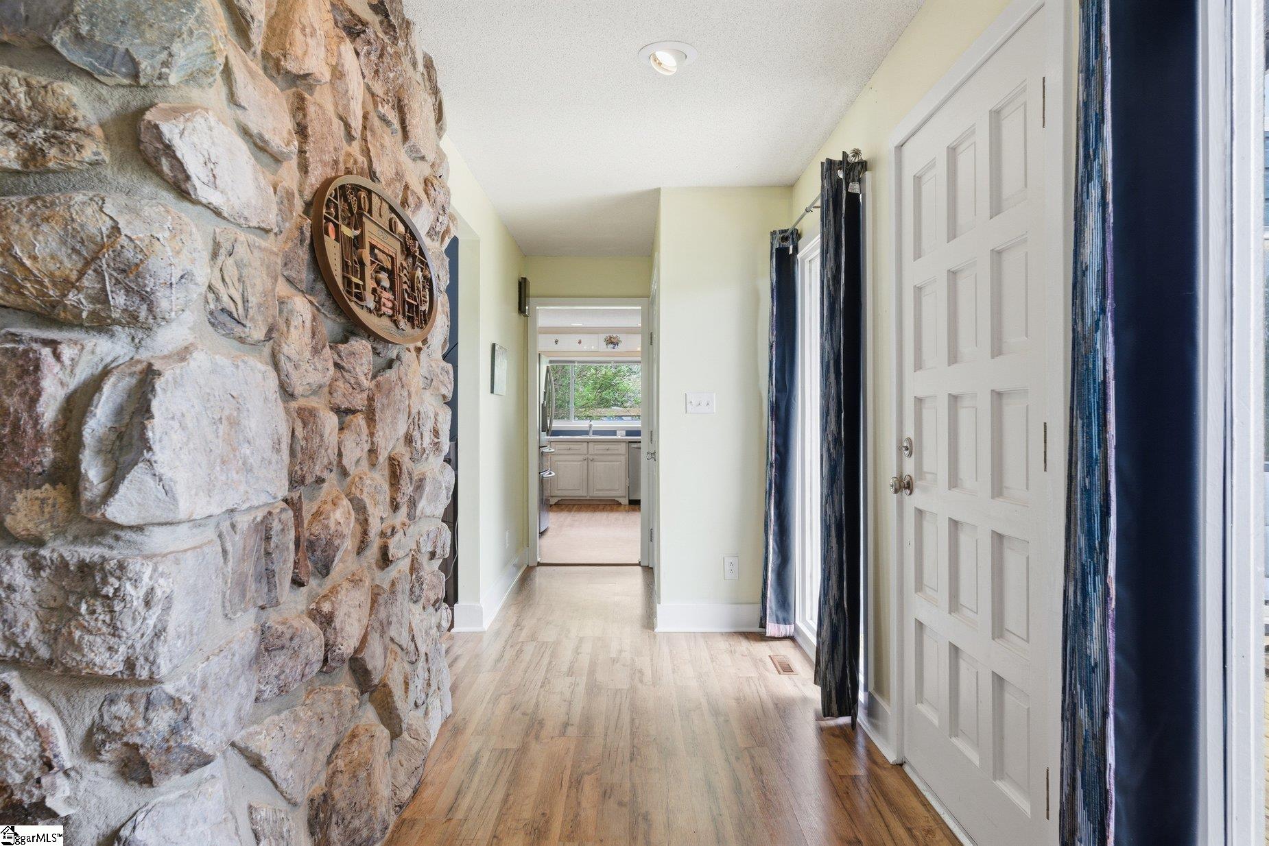 144 Spring Road Property Photo 6