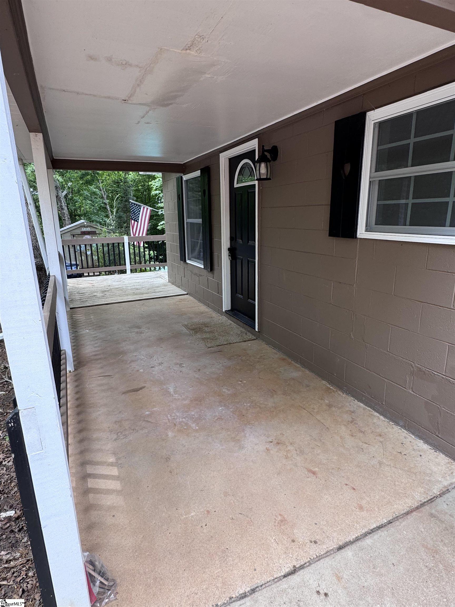 136 St John Zion Road Property Photo 4