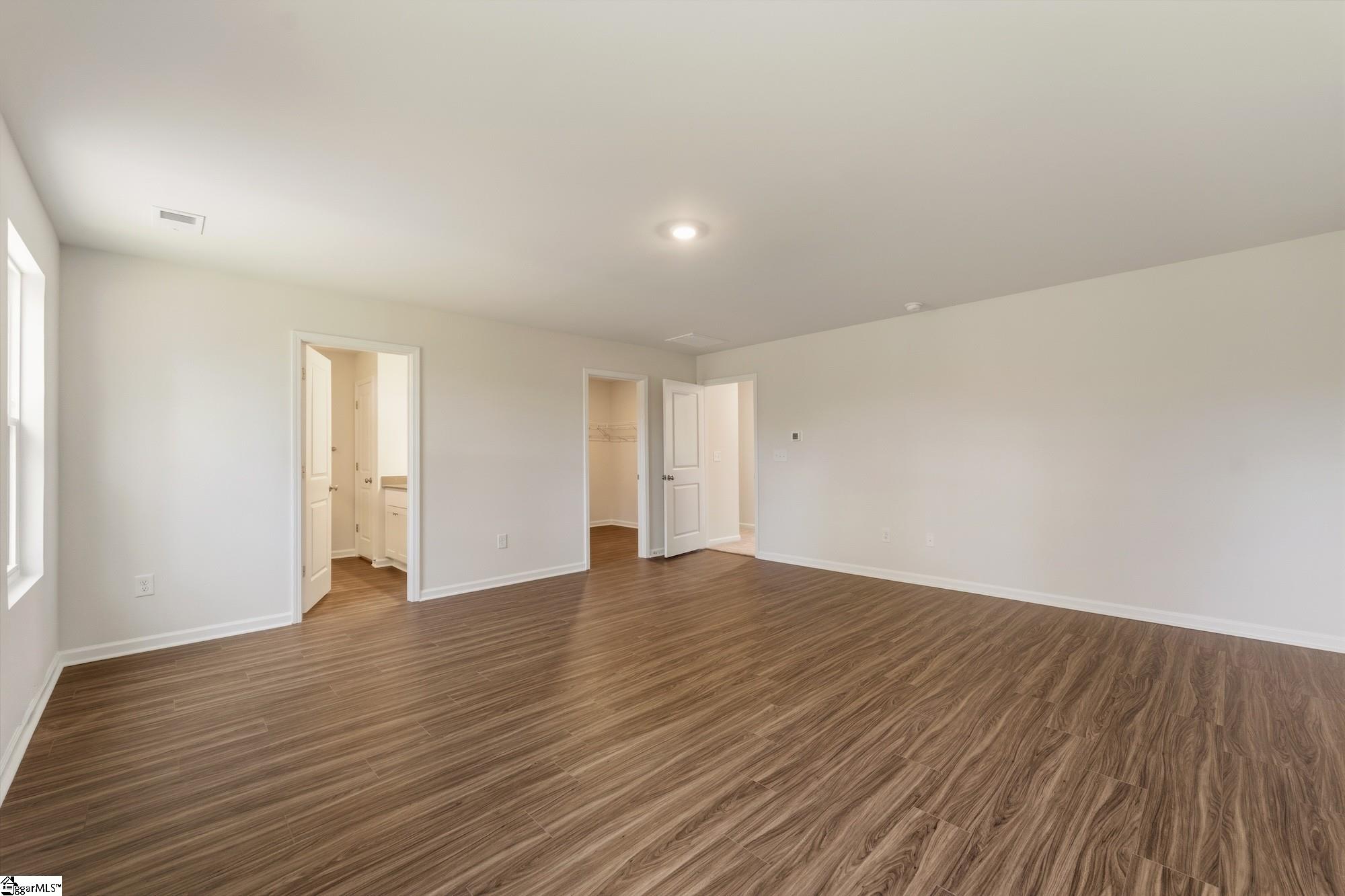 5063 Burke Meadows Run Property Photo 26