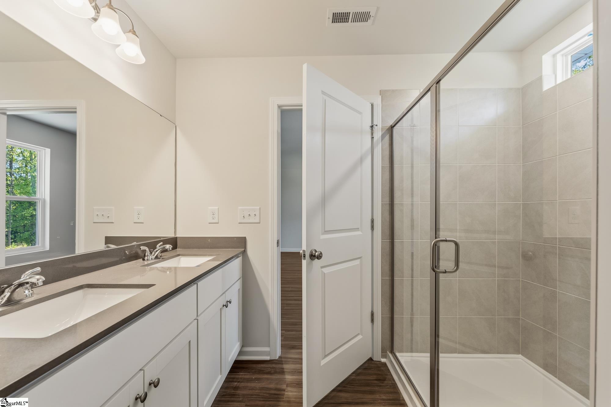 5063 Burke Meadows Run Property Photo 28