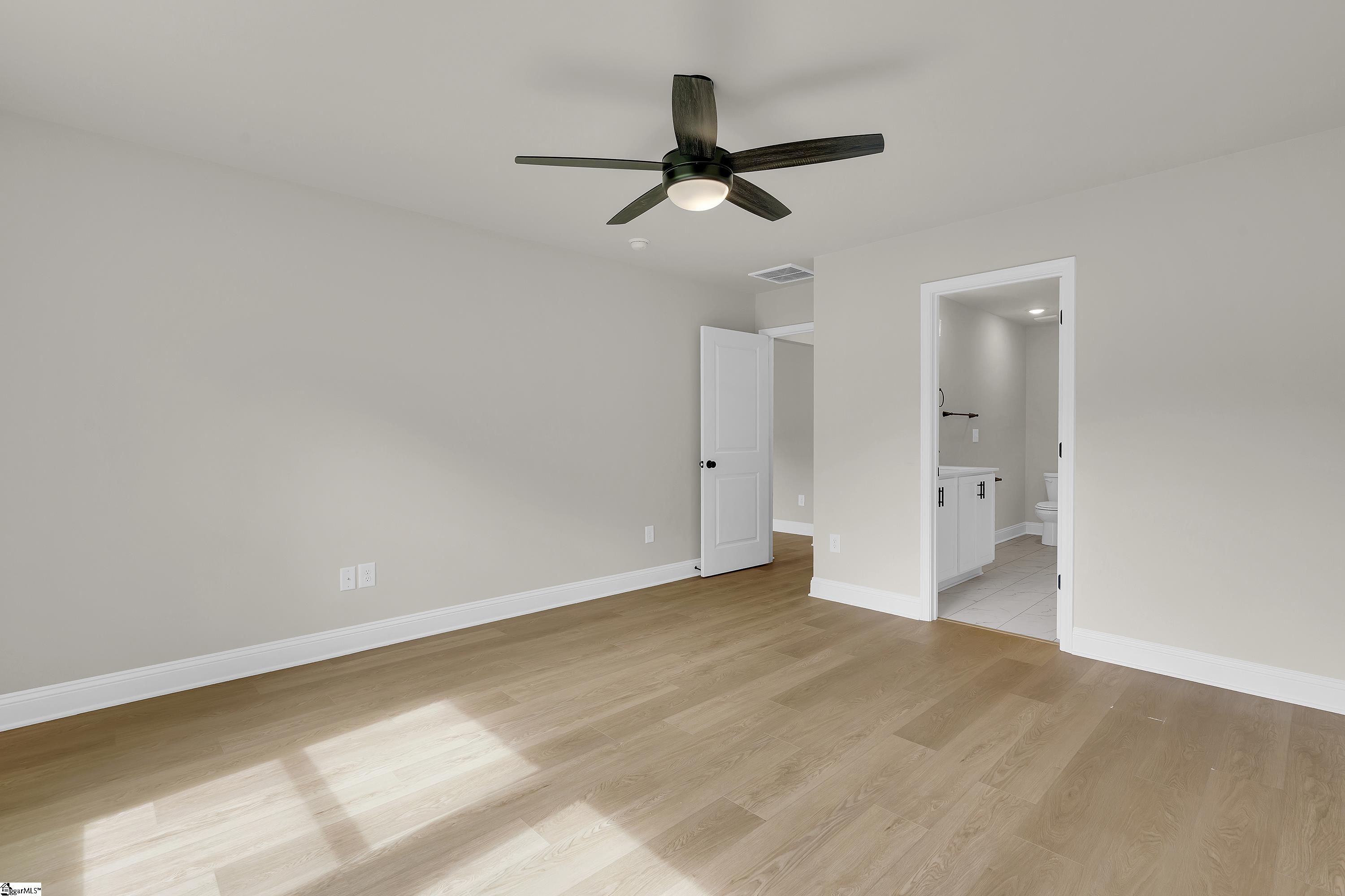 1843 Memorial Drive Extension Property Photo 11