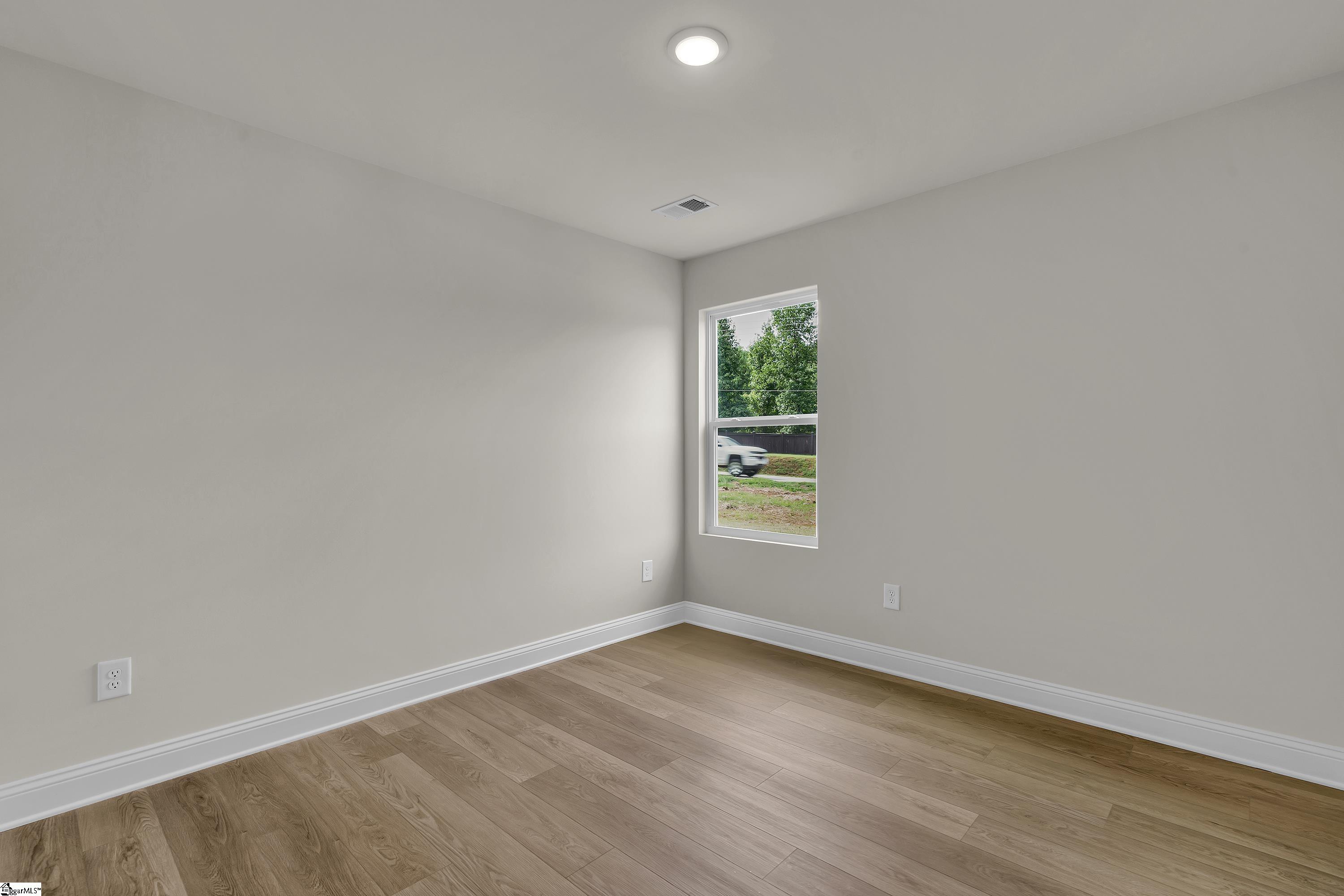 1843 Memorial Drive Extension Property Photo 16