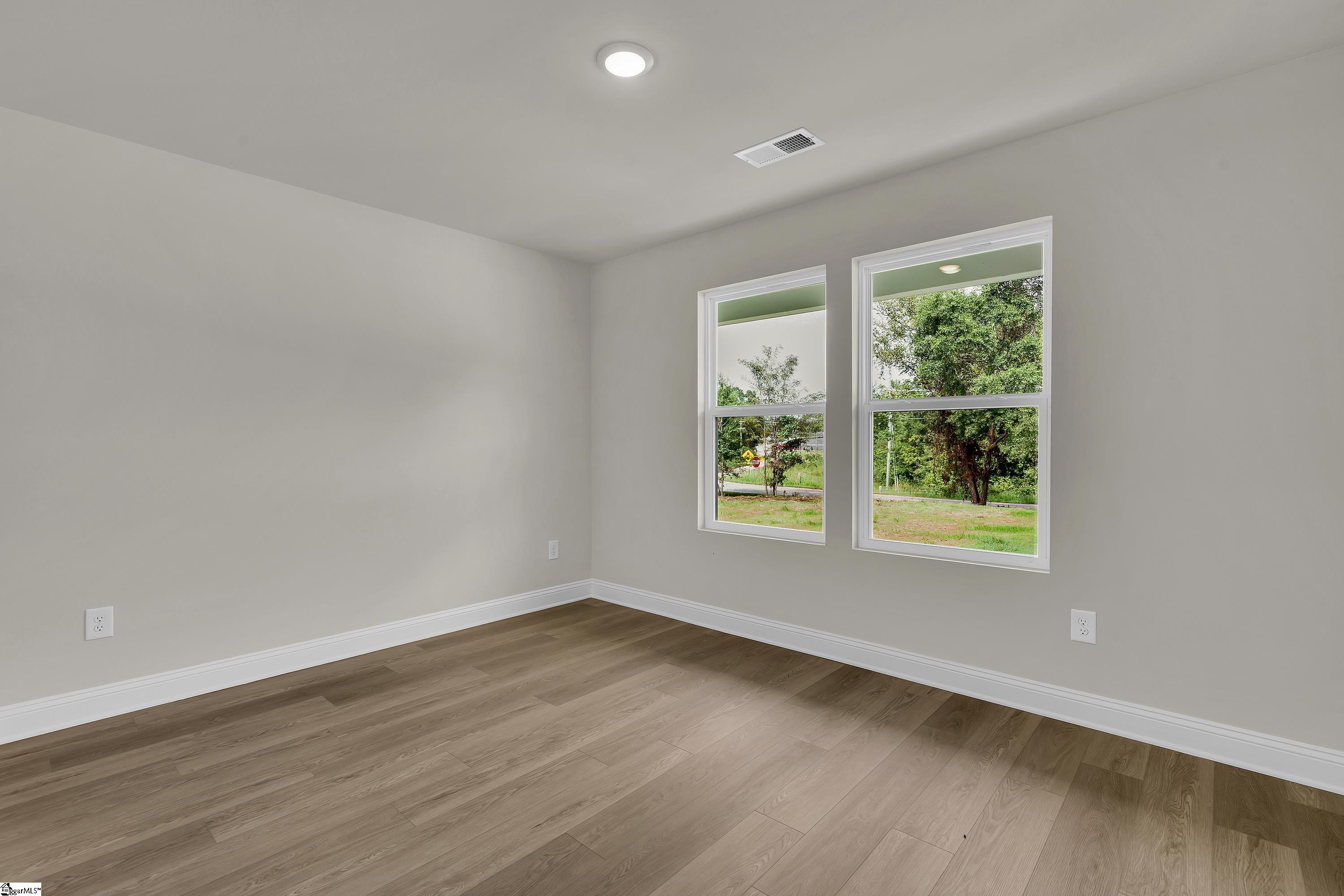 1843 Memorial Drive Extension Property Photo 17