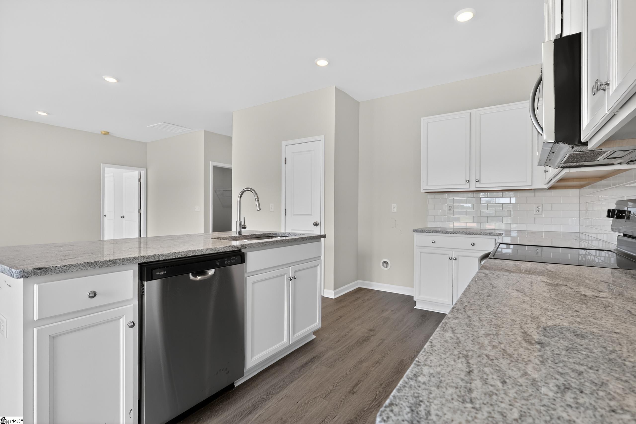 109 White Fields Avenue Property Photo 12