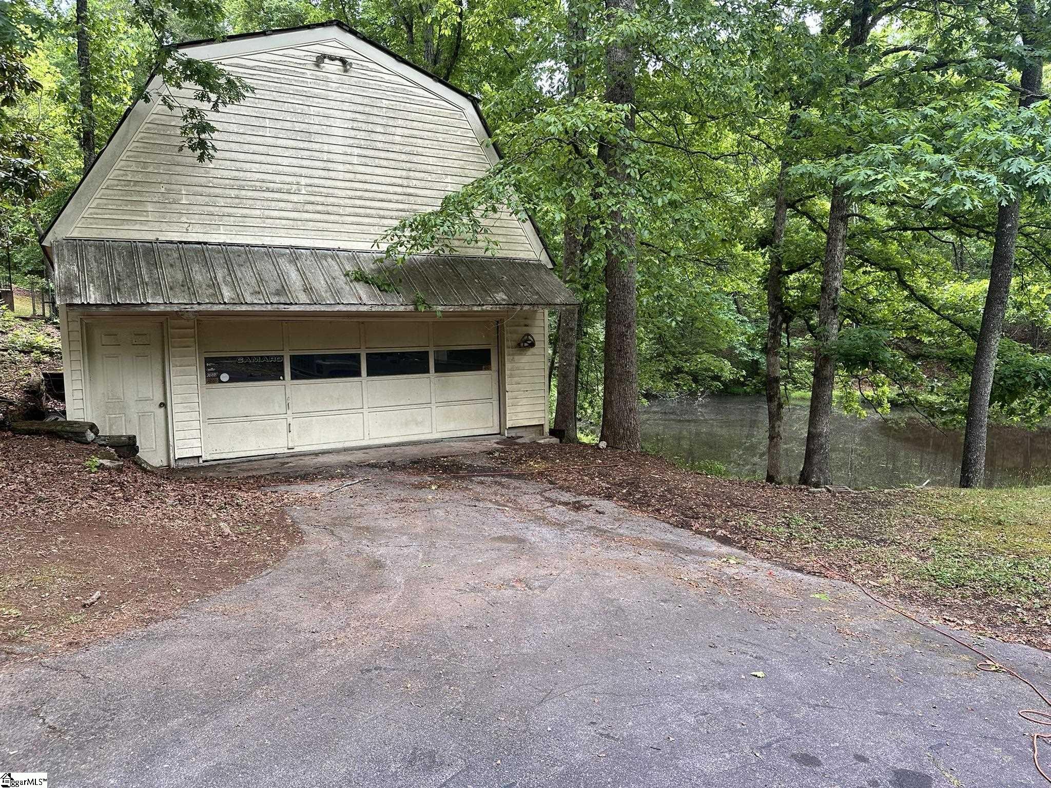 142 Millbrook Circle Property Photo 4