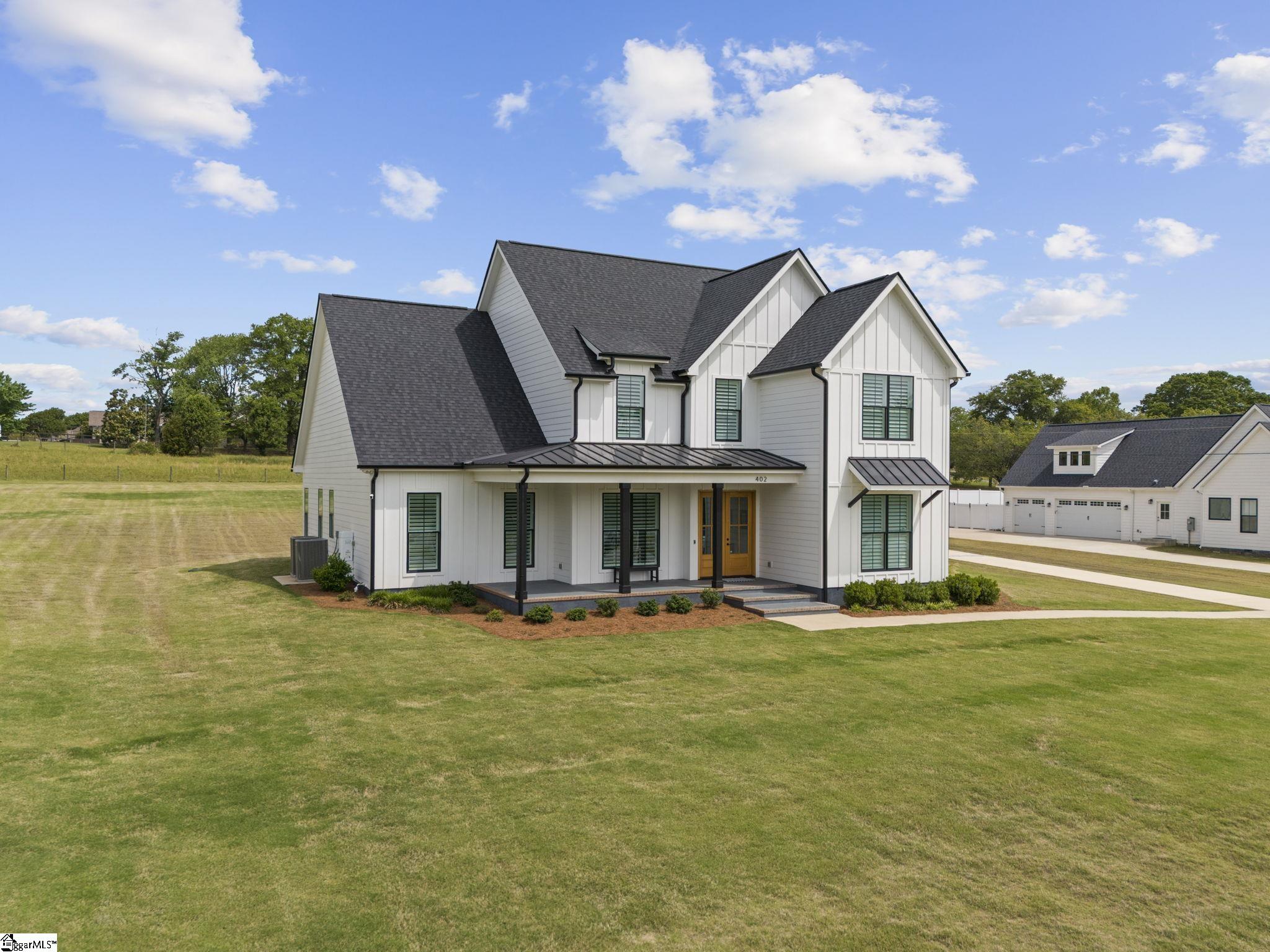 402 Old Batson Road Property Photo 4