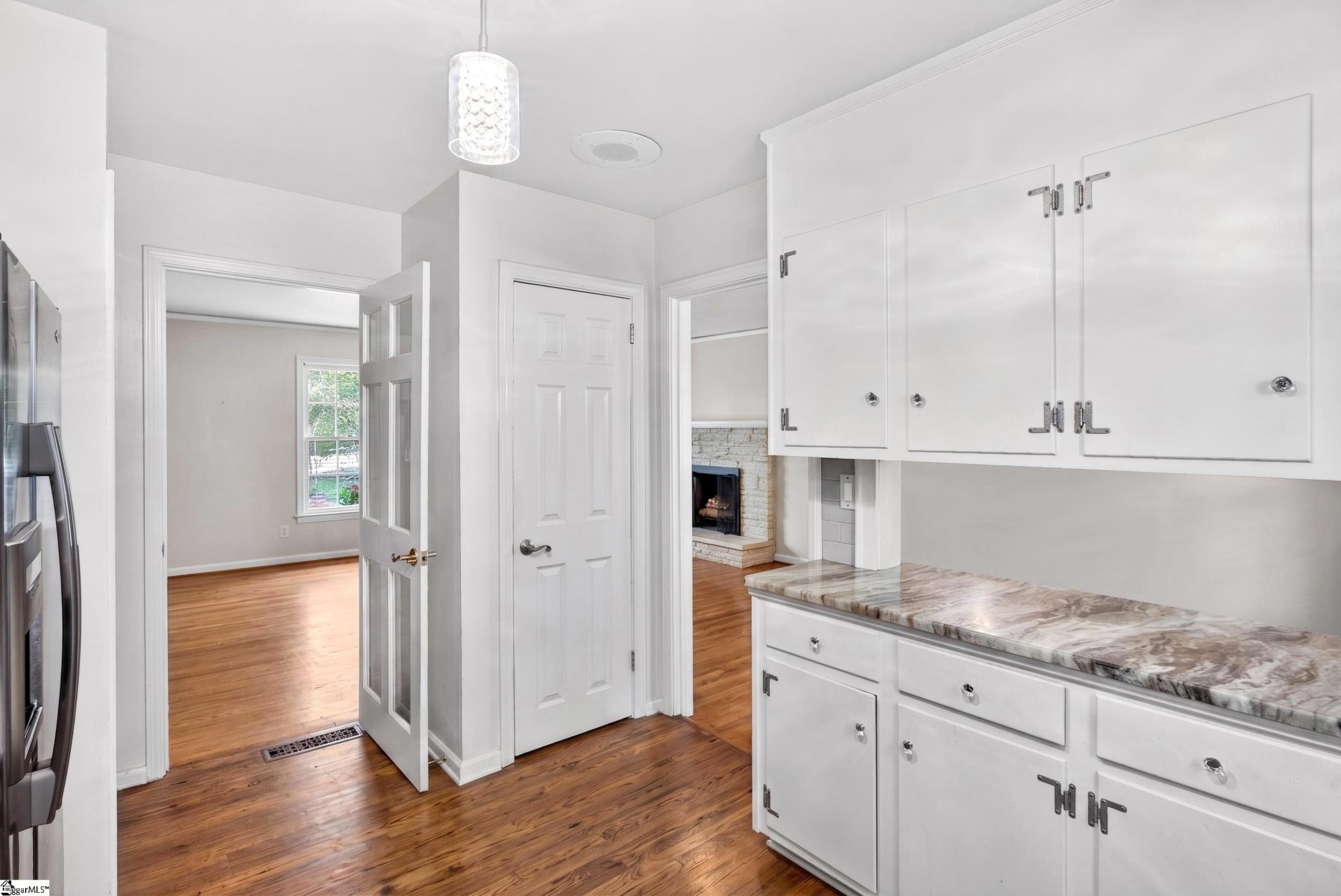 45 Ridgeway Drive Property Photo 15