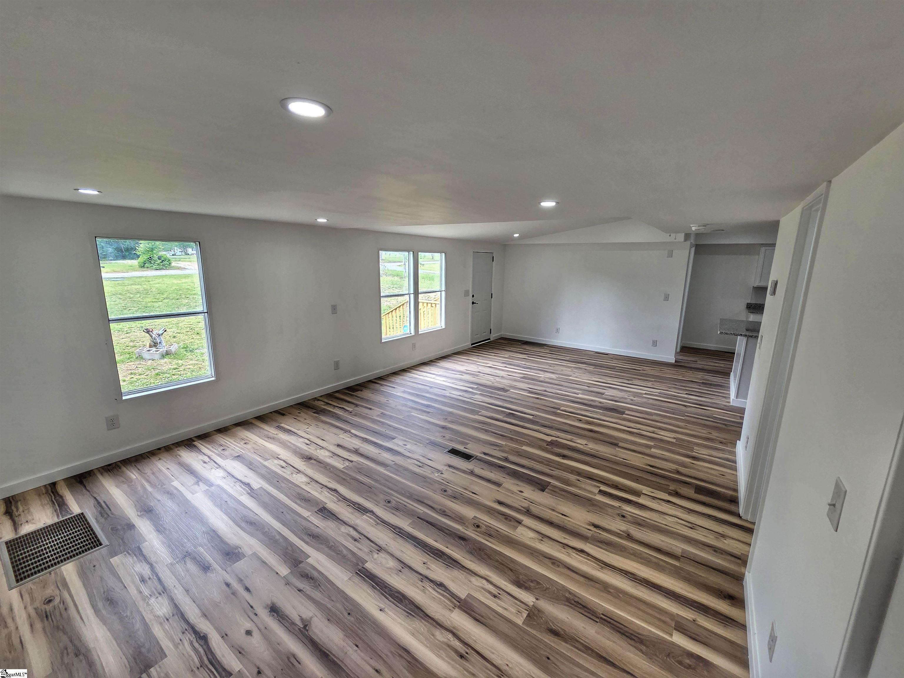 217 Angells Drive Property Photo 2
