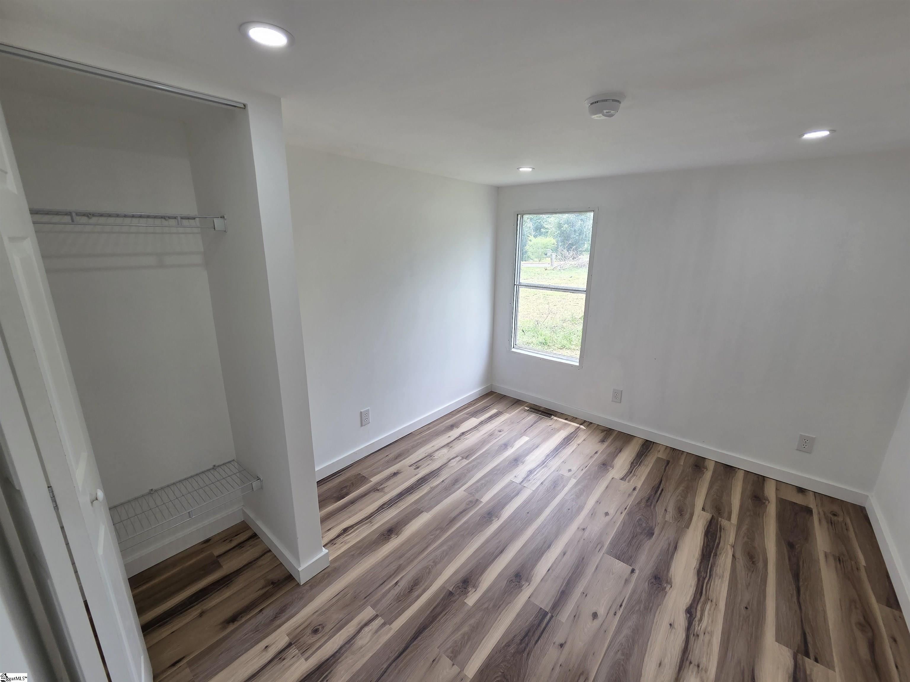 217 Angells Drive Property Photo 11