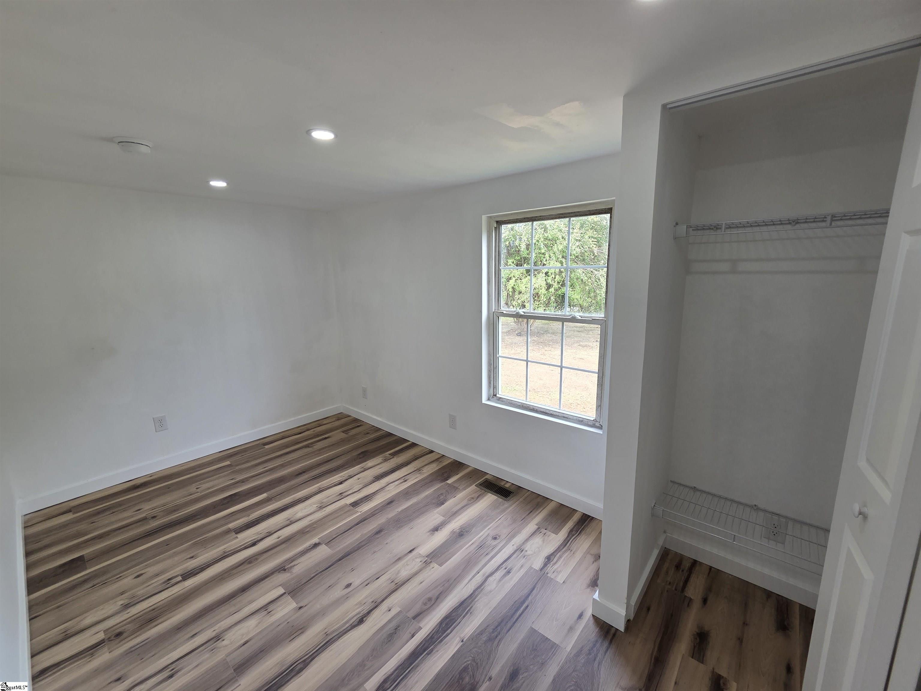 217 Angells Drive Property Photo 14