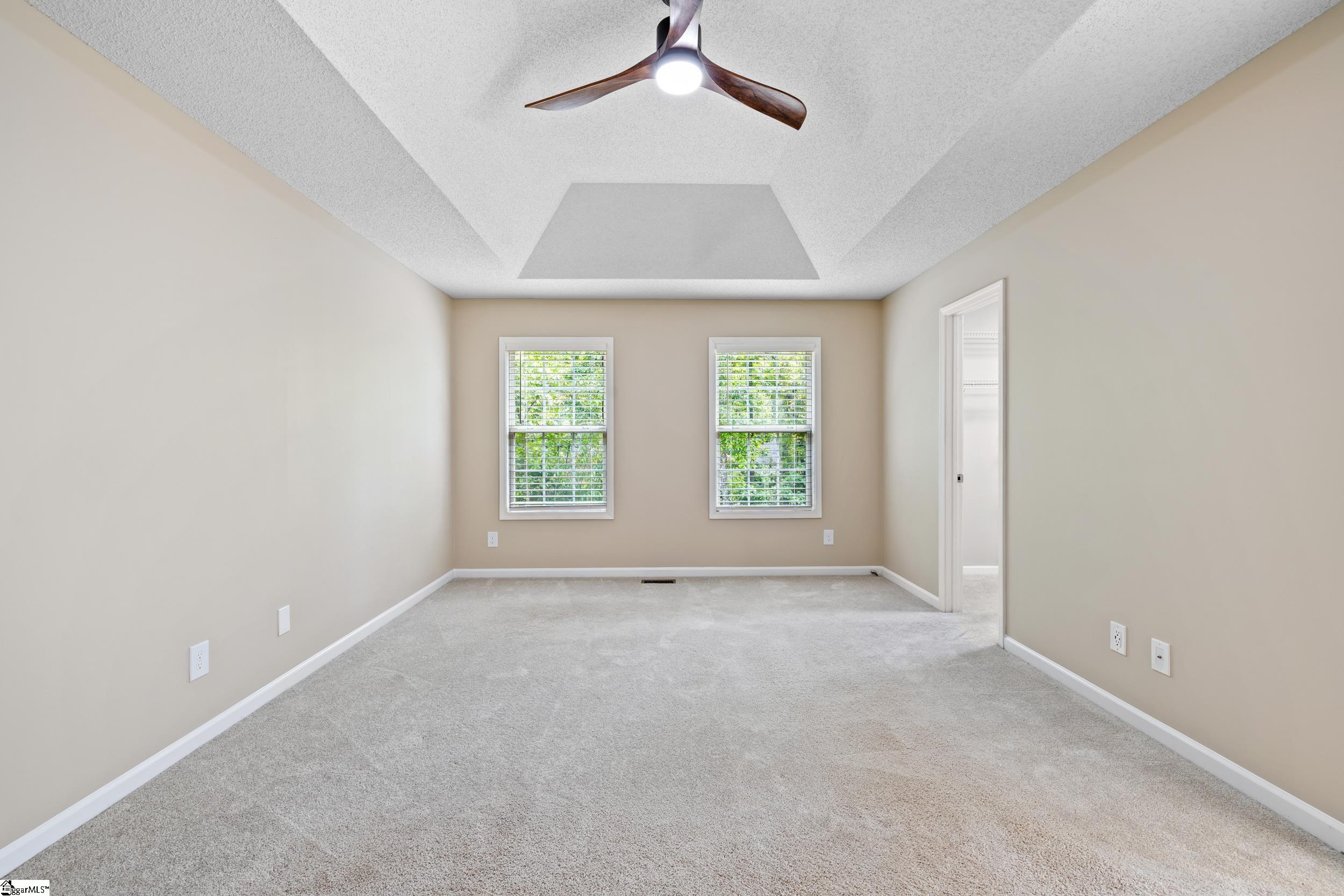 200 Holly Chase Drive Property Photo 23