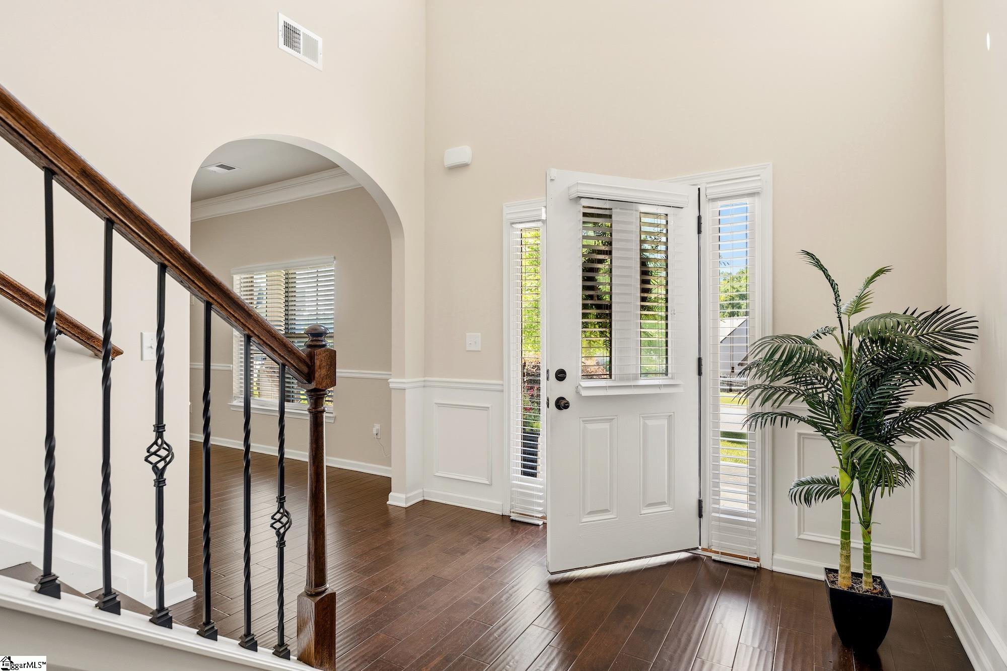 1590522 Property Photo 4