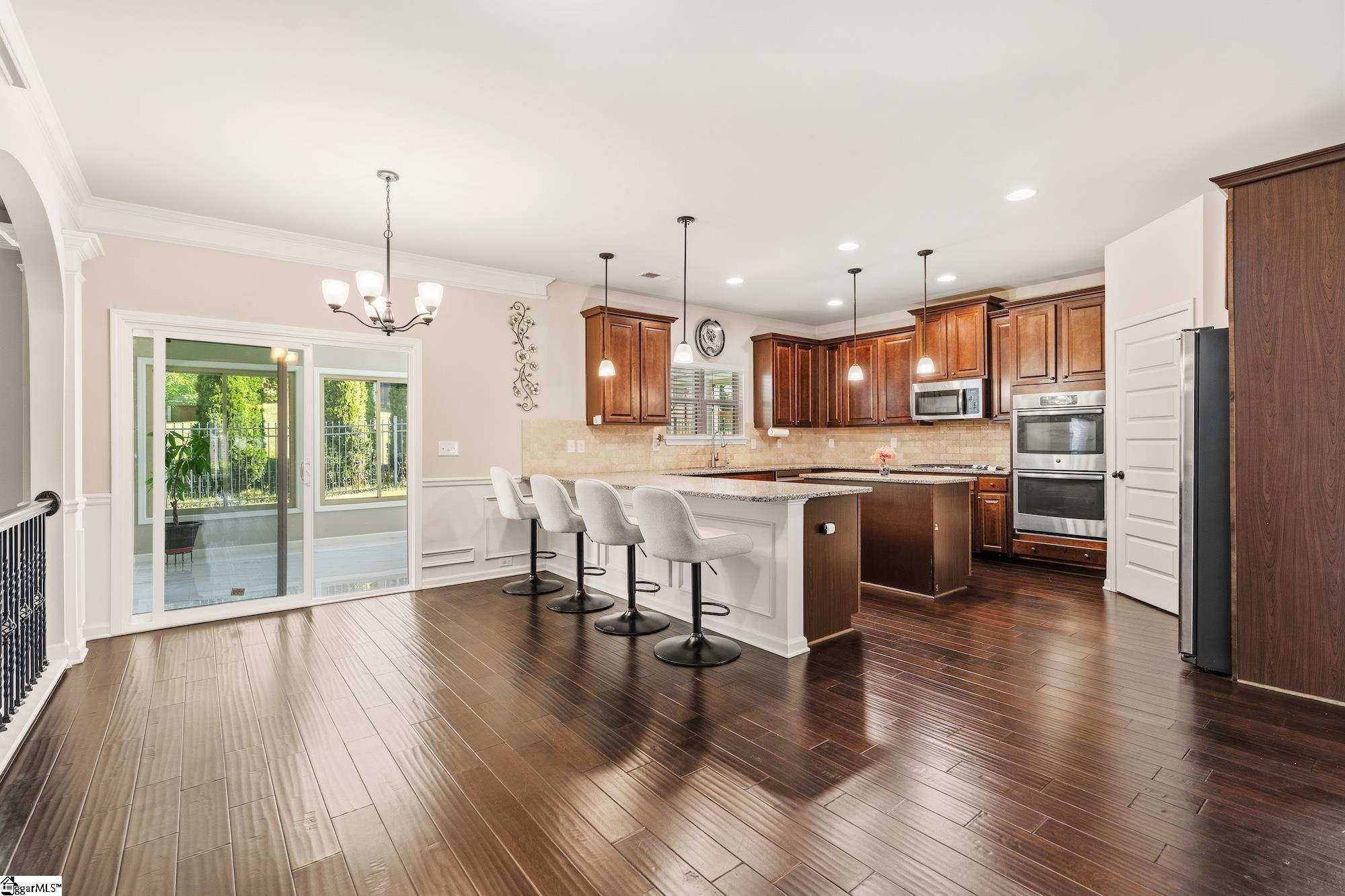 1590522 Property Photo 8
