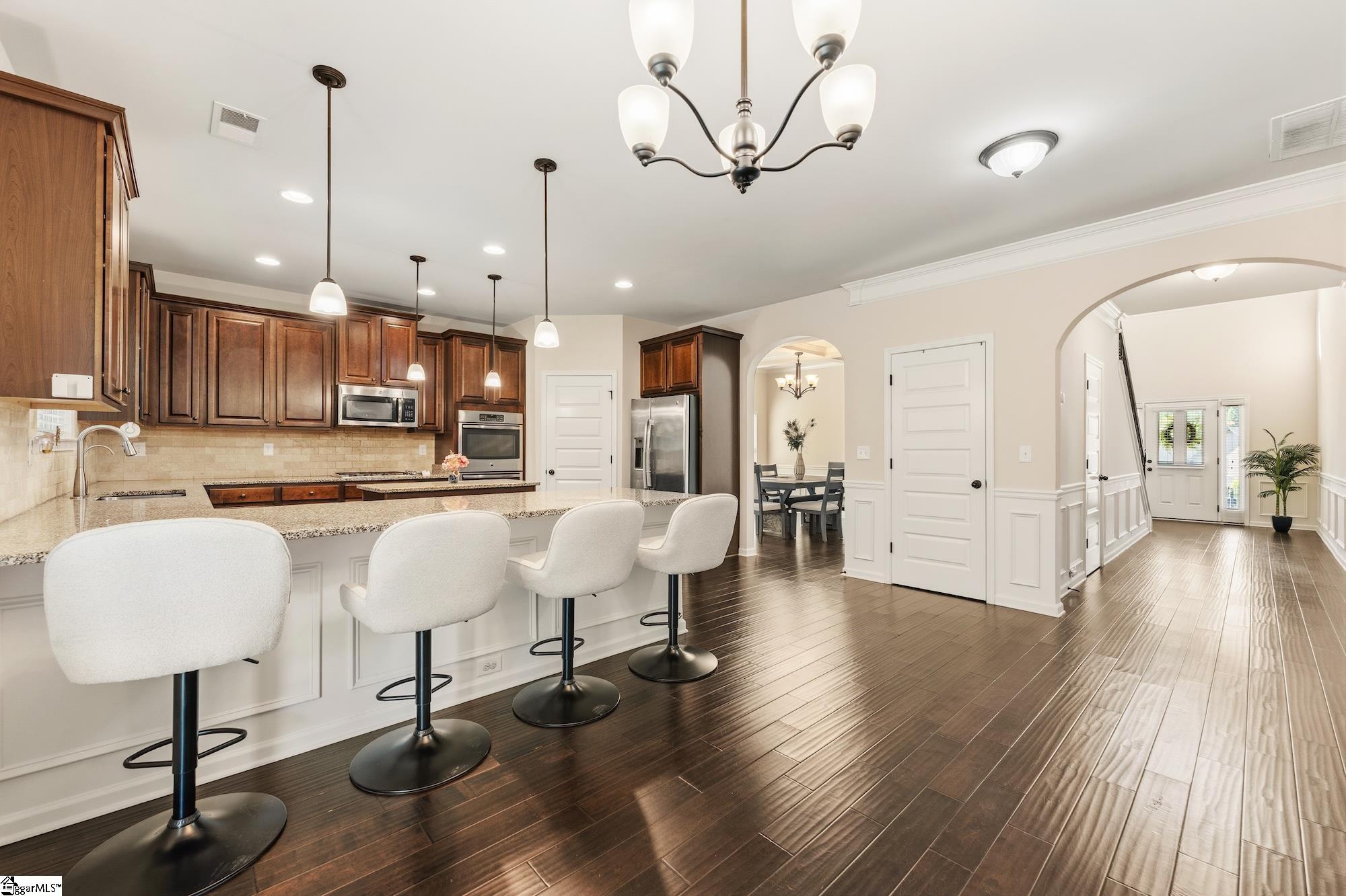 1590522 Property Photo 9