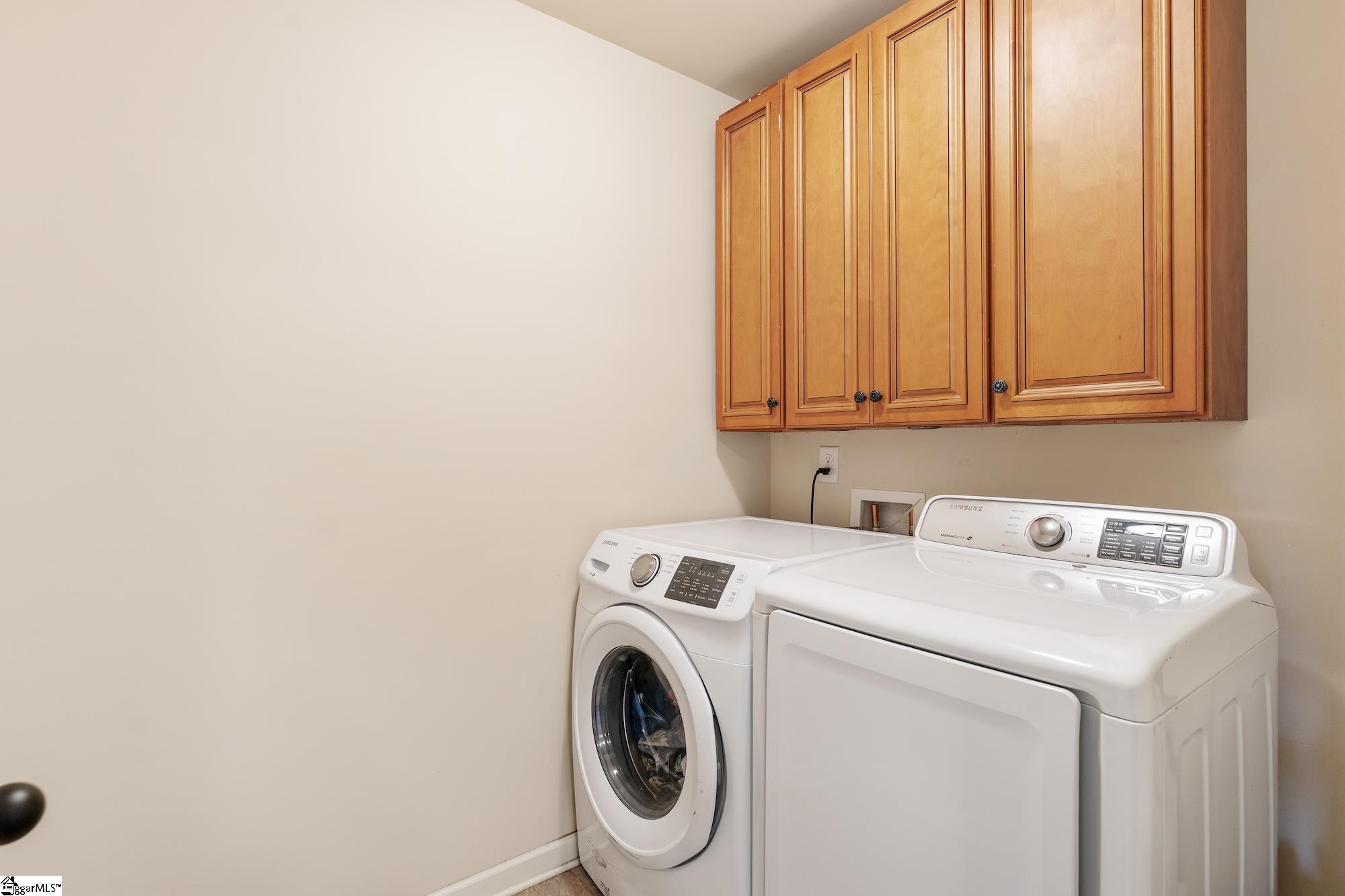 1590522 Property Photo 22
